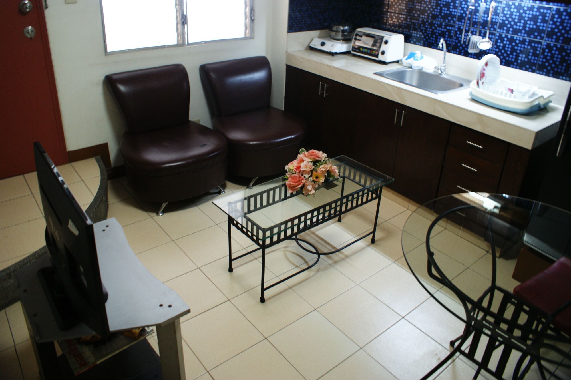 1775 Adriatico Suites