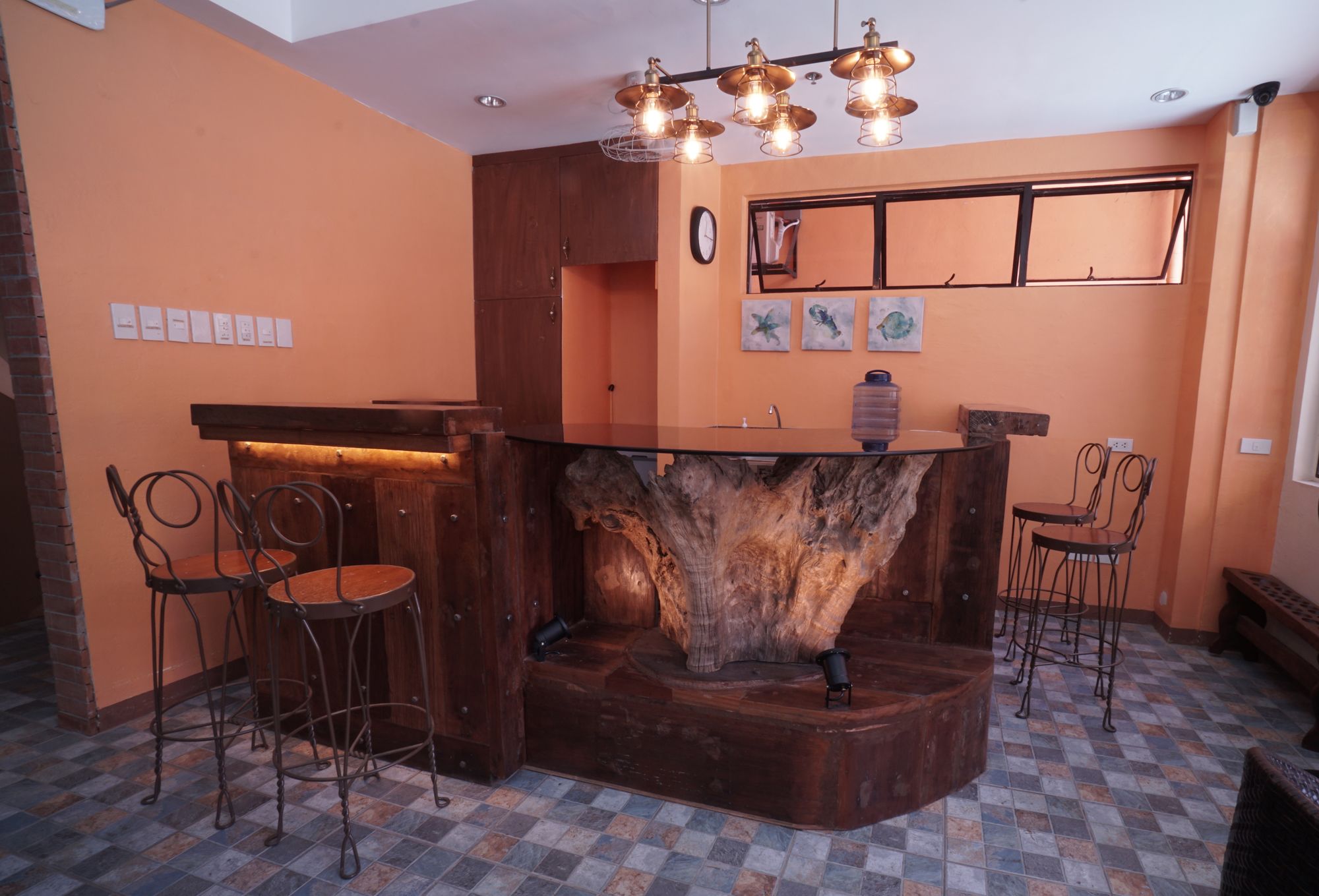 1775 Adriatico Suites