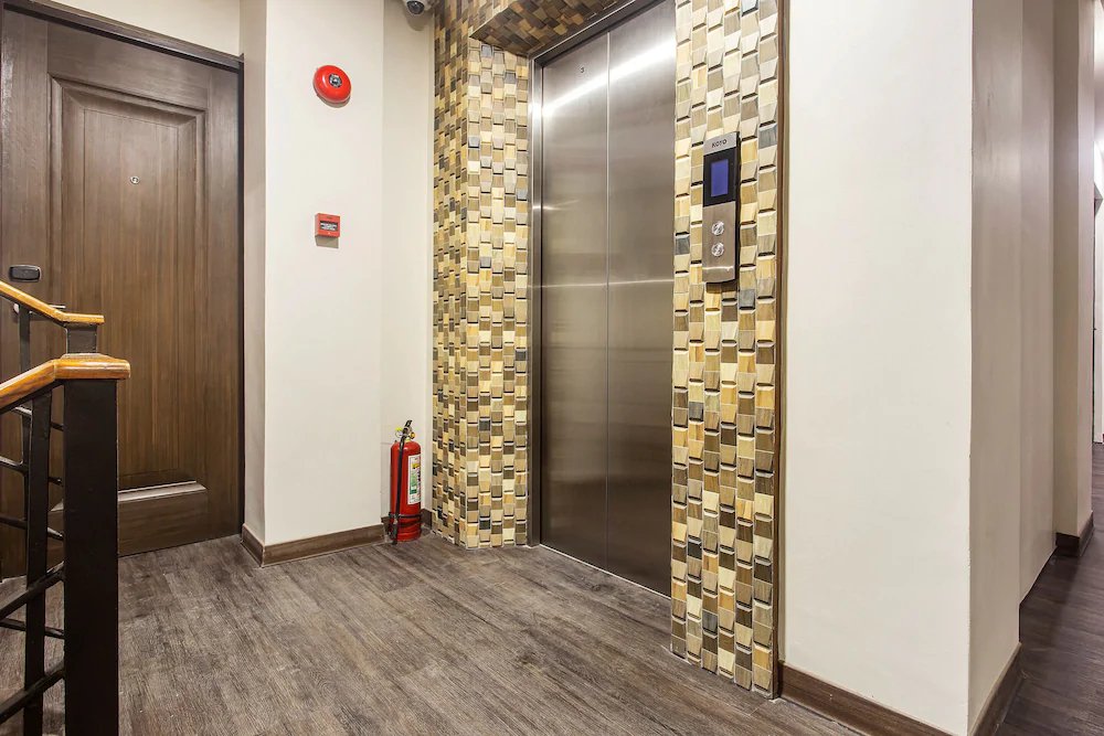 Airo Hotel by OYO Rooms