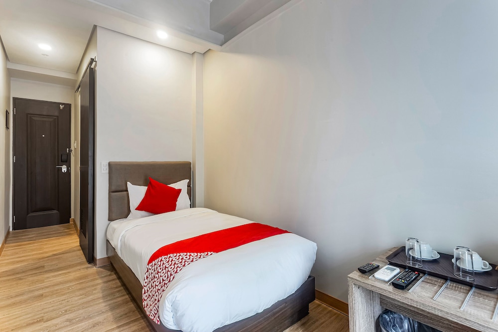 Airo Hotel by OYO Rooms