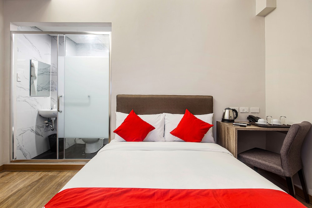 Airo Hotel by OYO Rooms