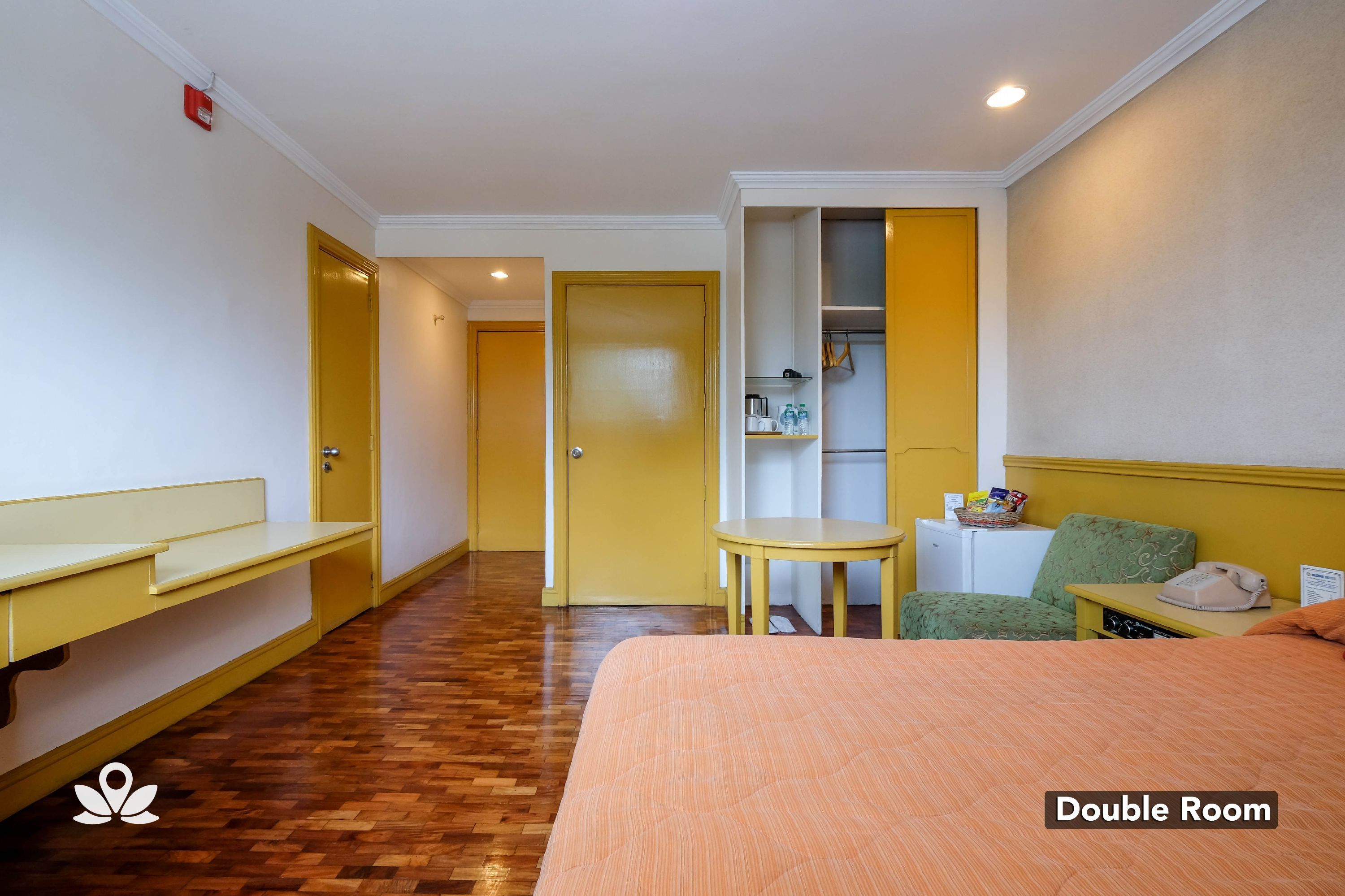 Aloha Hotel by ZEN Rooms