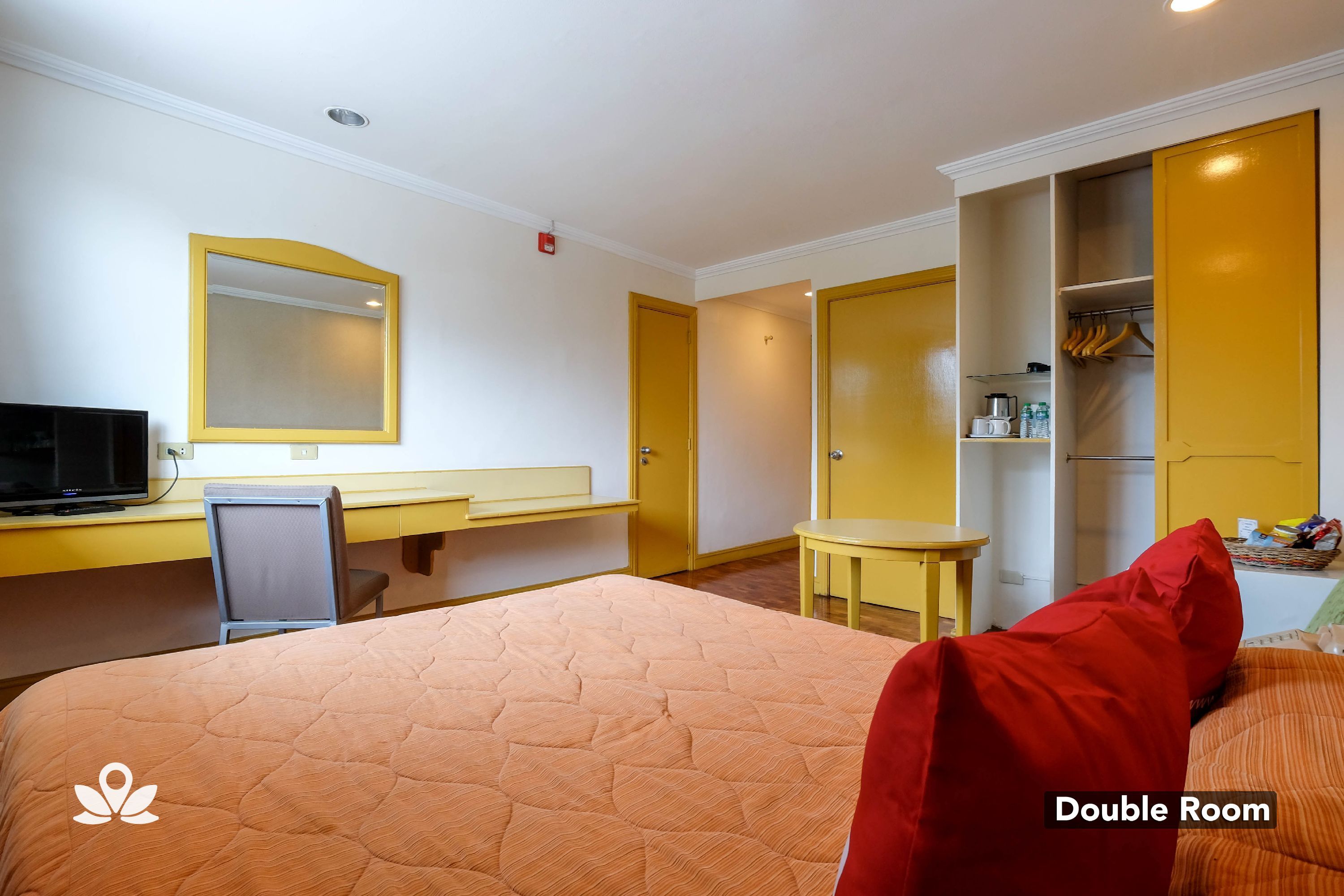 Aloha Hotel by ZEN Rooms