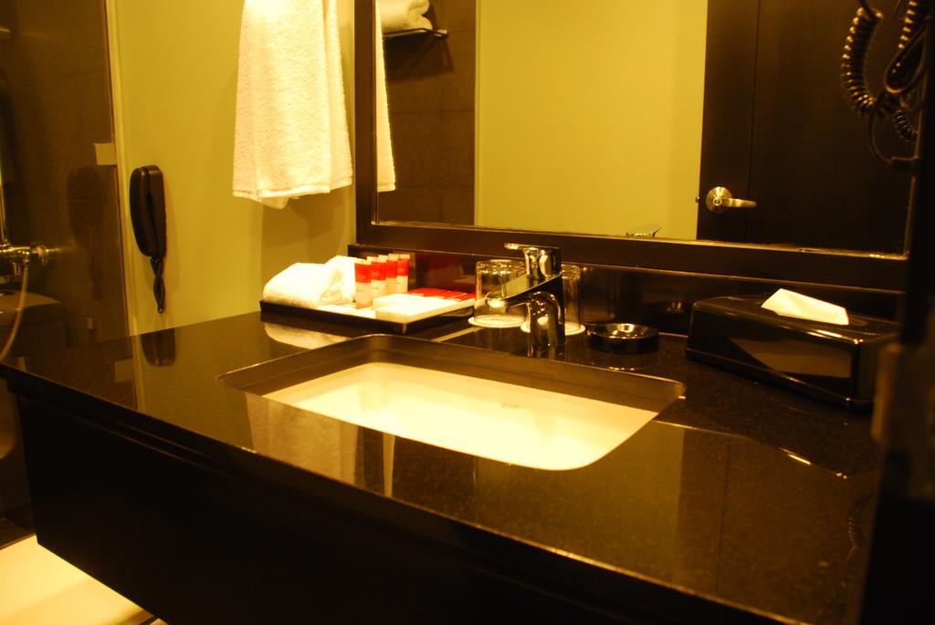 Amelie Hotel Manila