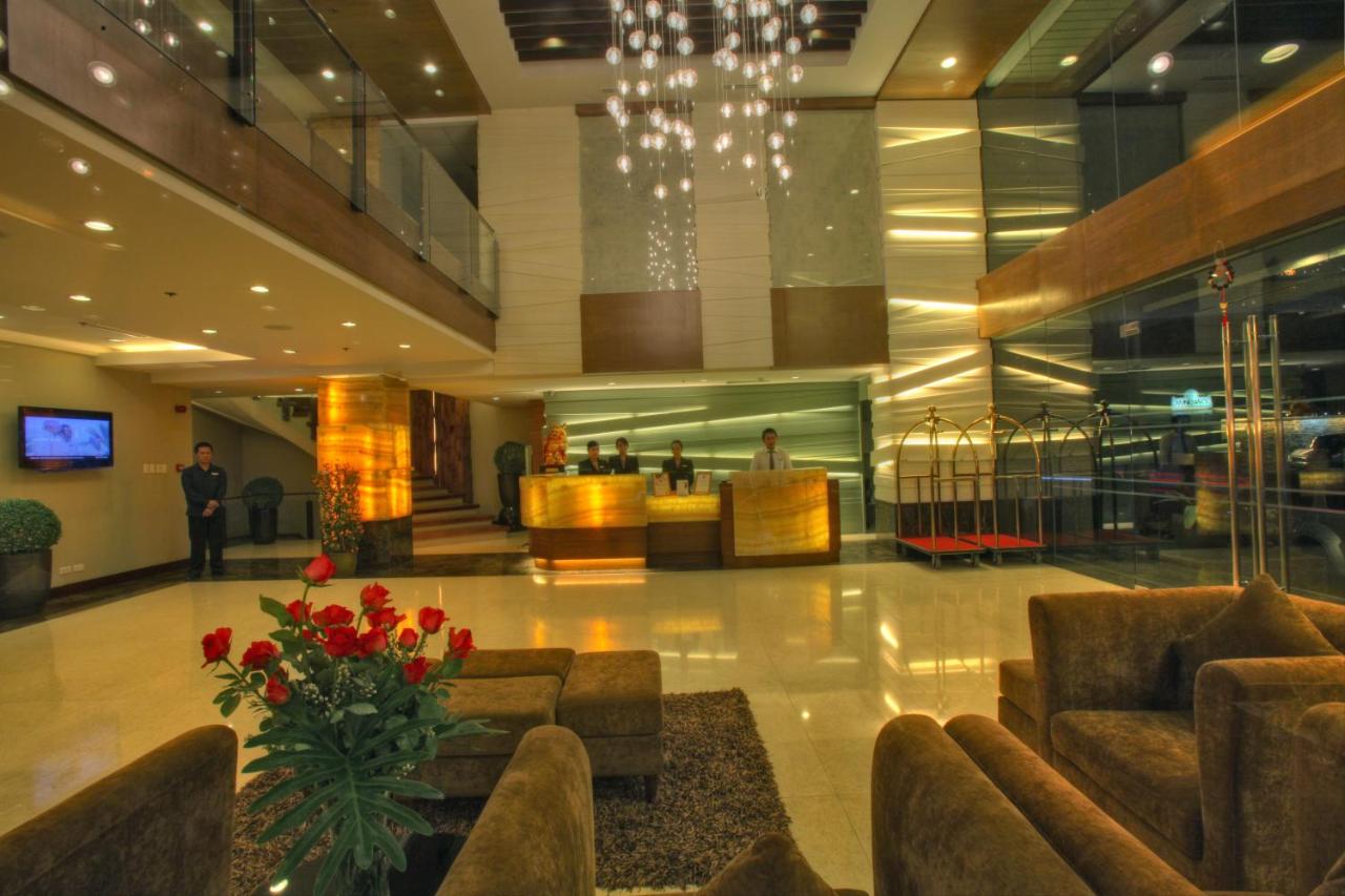 Armada Manila