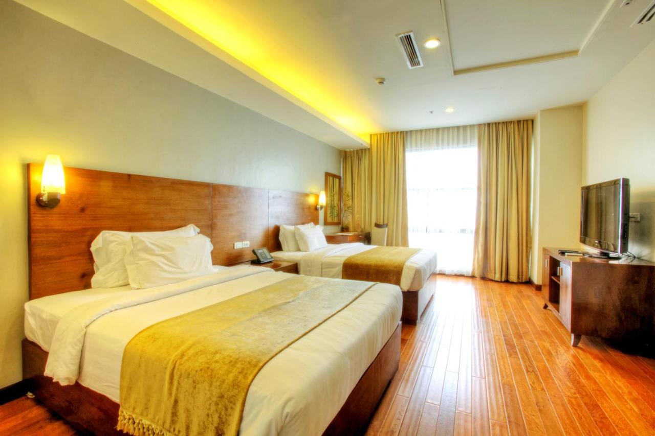 Armada Manila