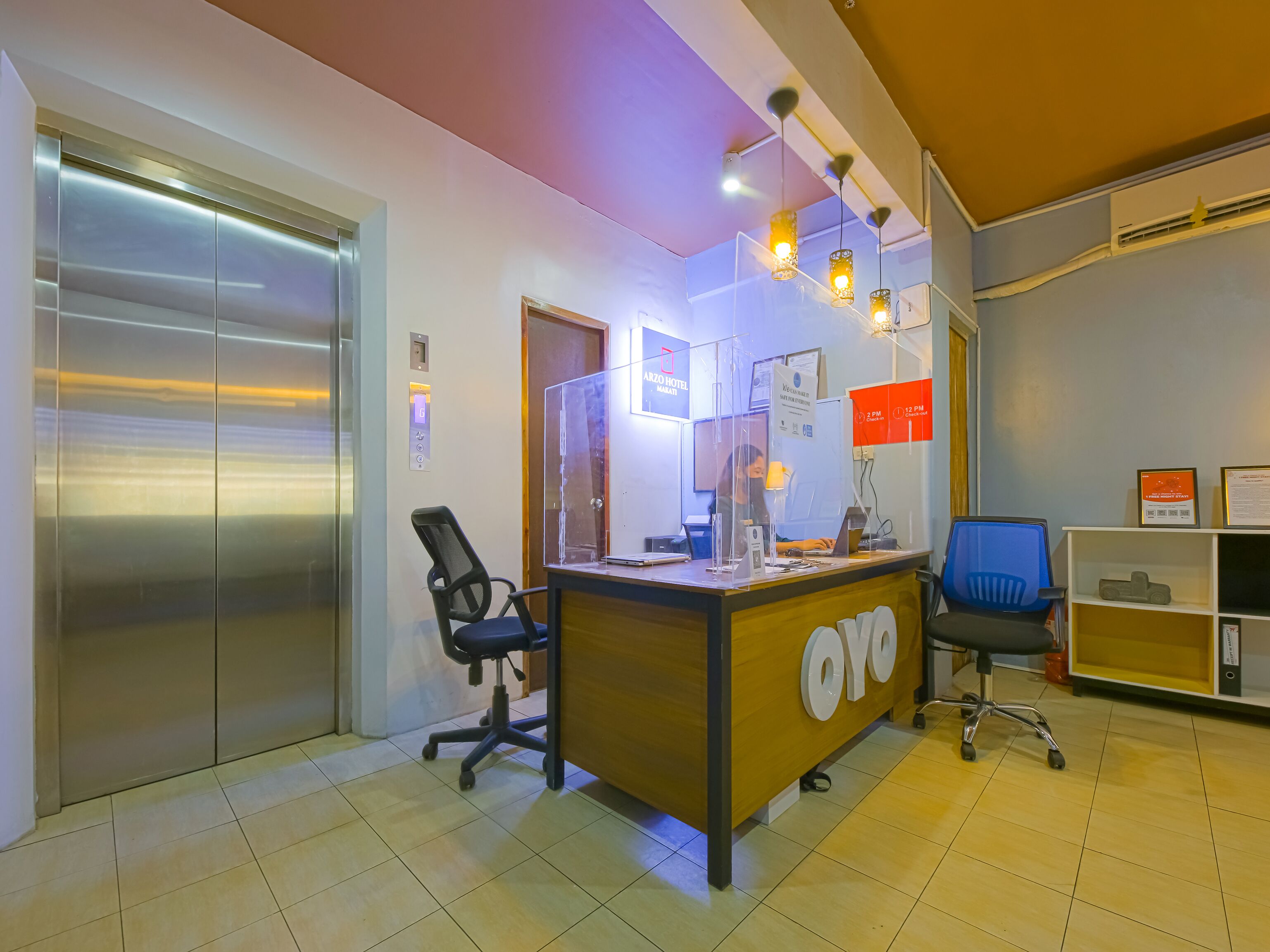 Arzo Hotel Makati by OYO Rooms