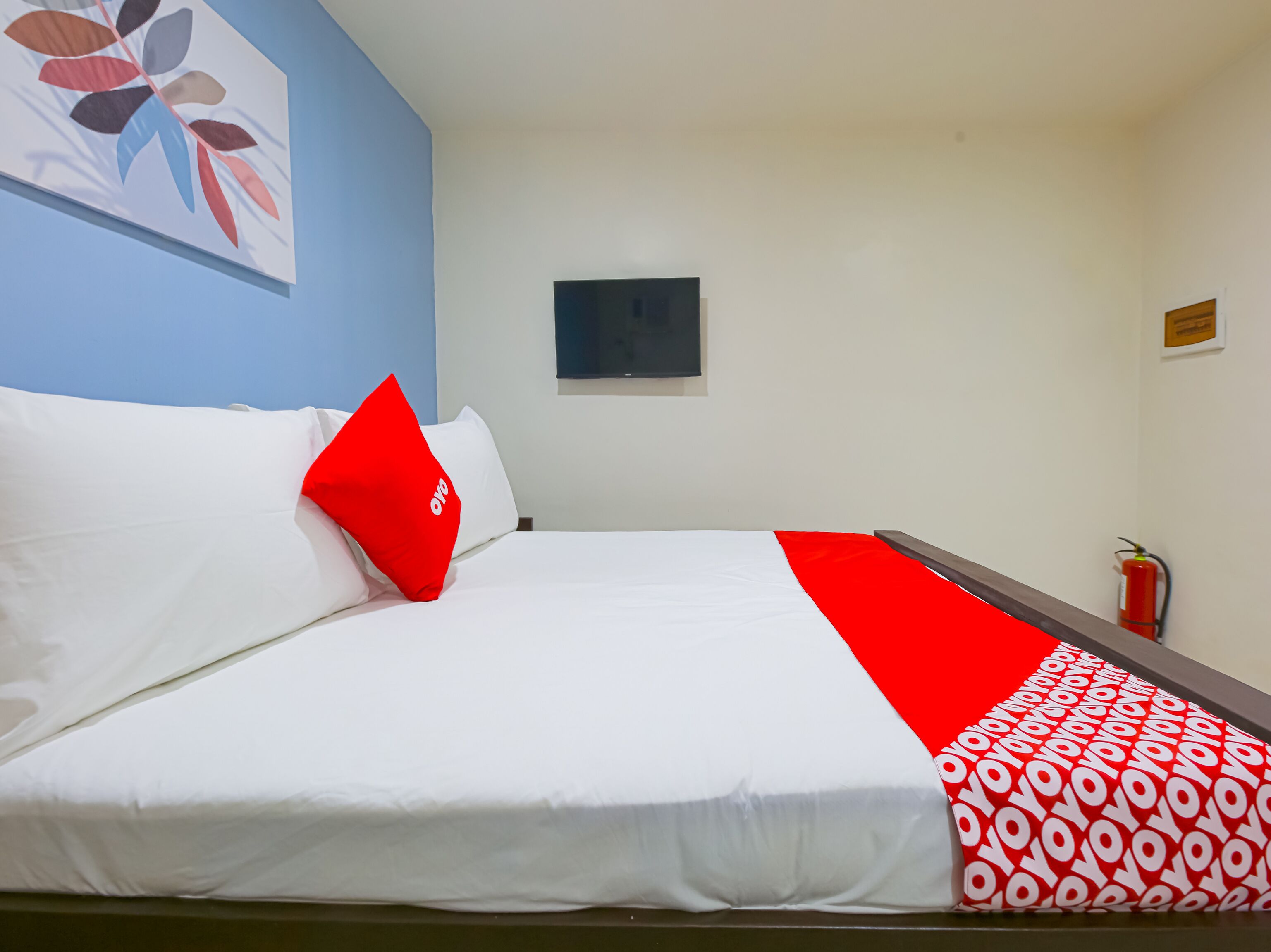Arzo Hotel Makati by OYO Rooms