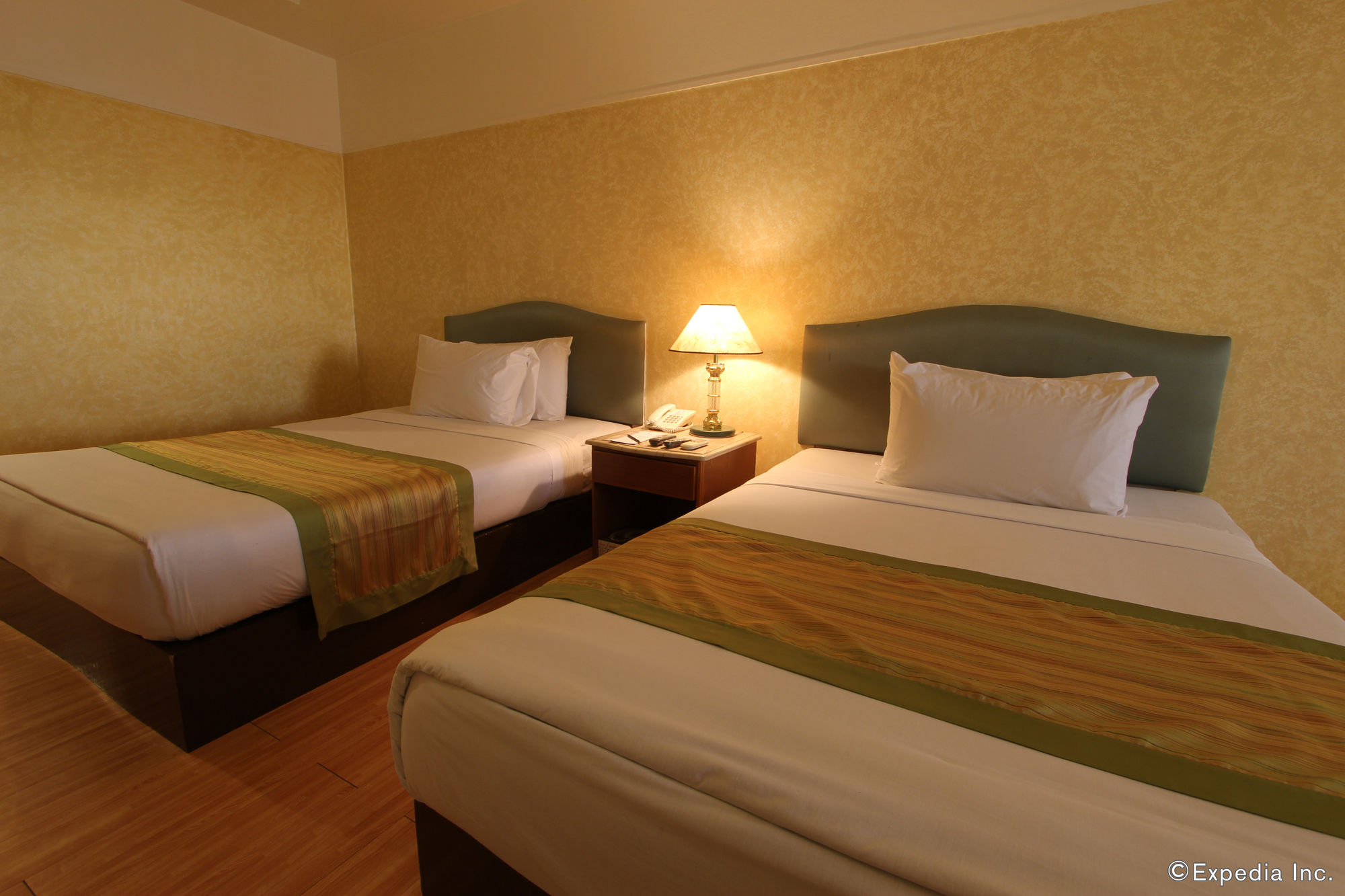 Atrium Hotel