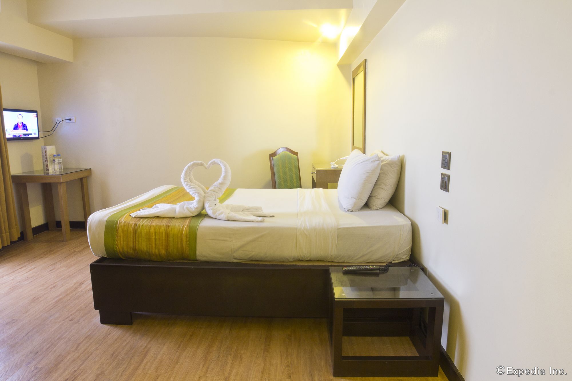 Atrium Hotel