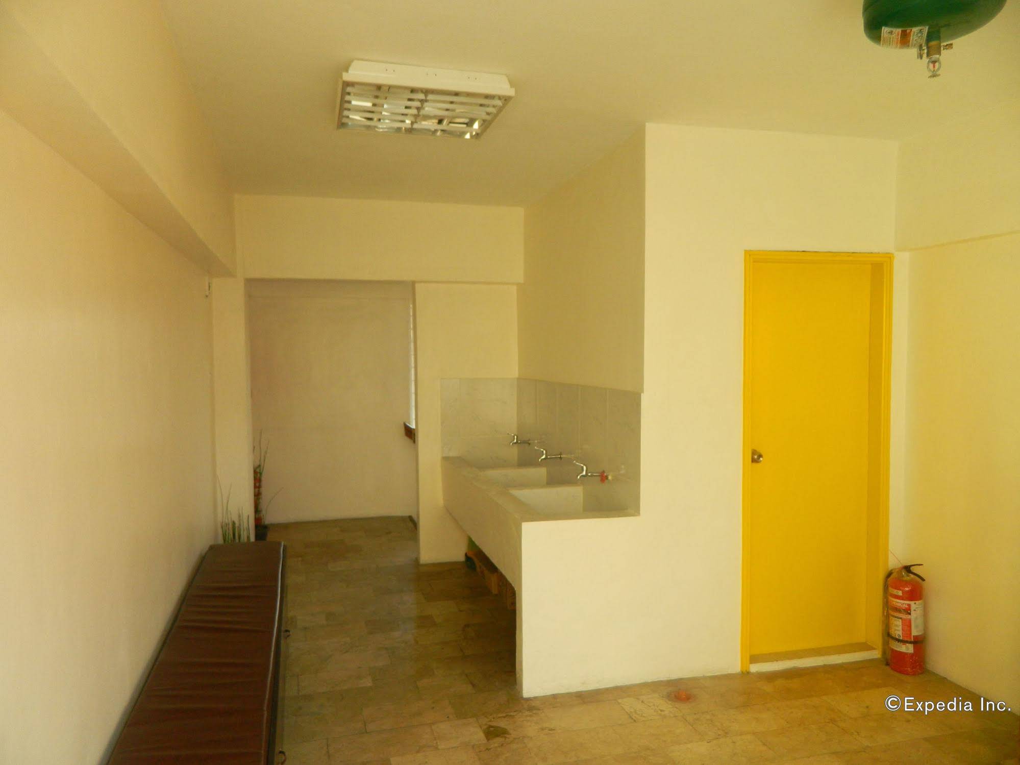 BGC Hostel & Dorm