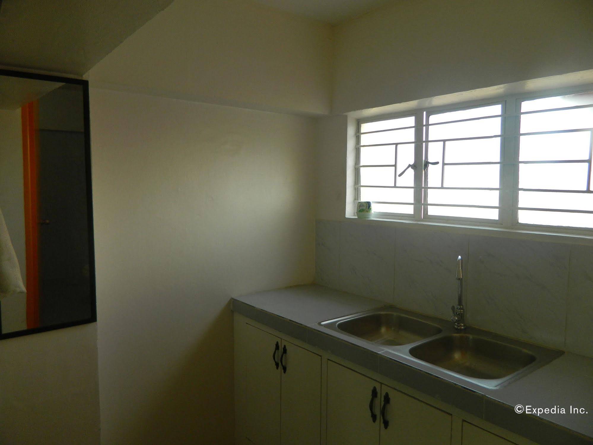 BGC Hostel & Dorm
