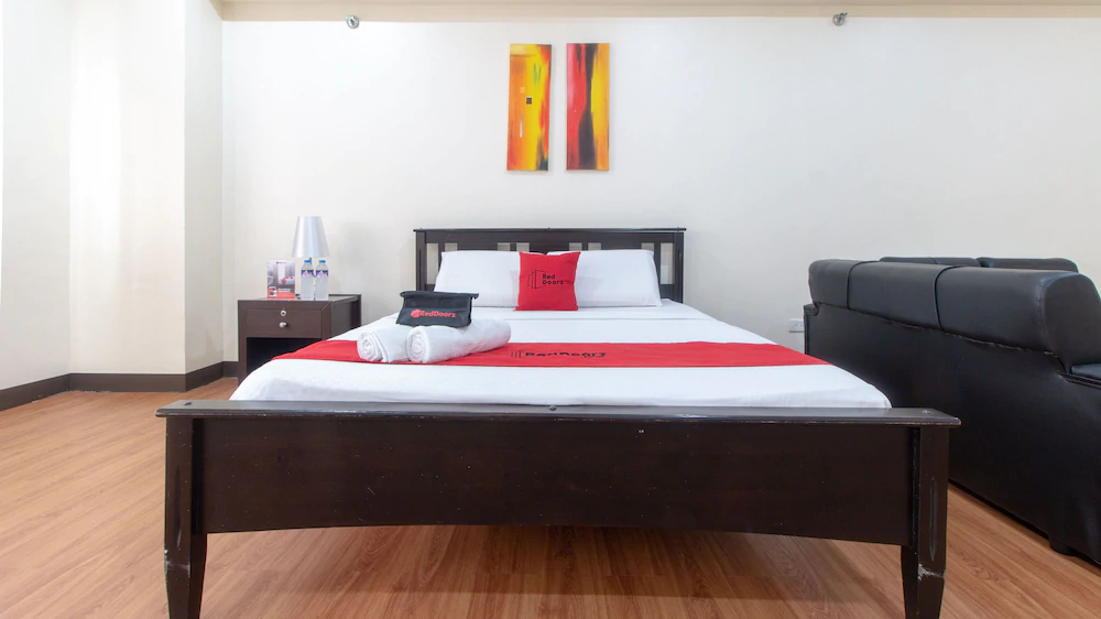 BP International Hotel by RedDoorz