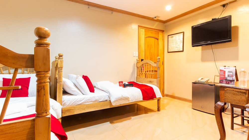 Brickwood Suites by RedDoorz