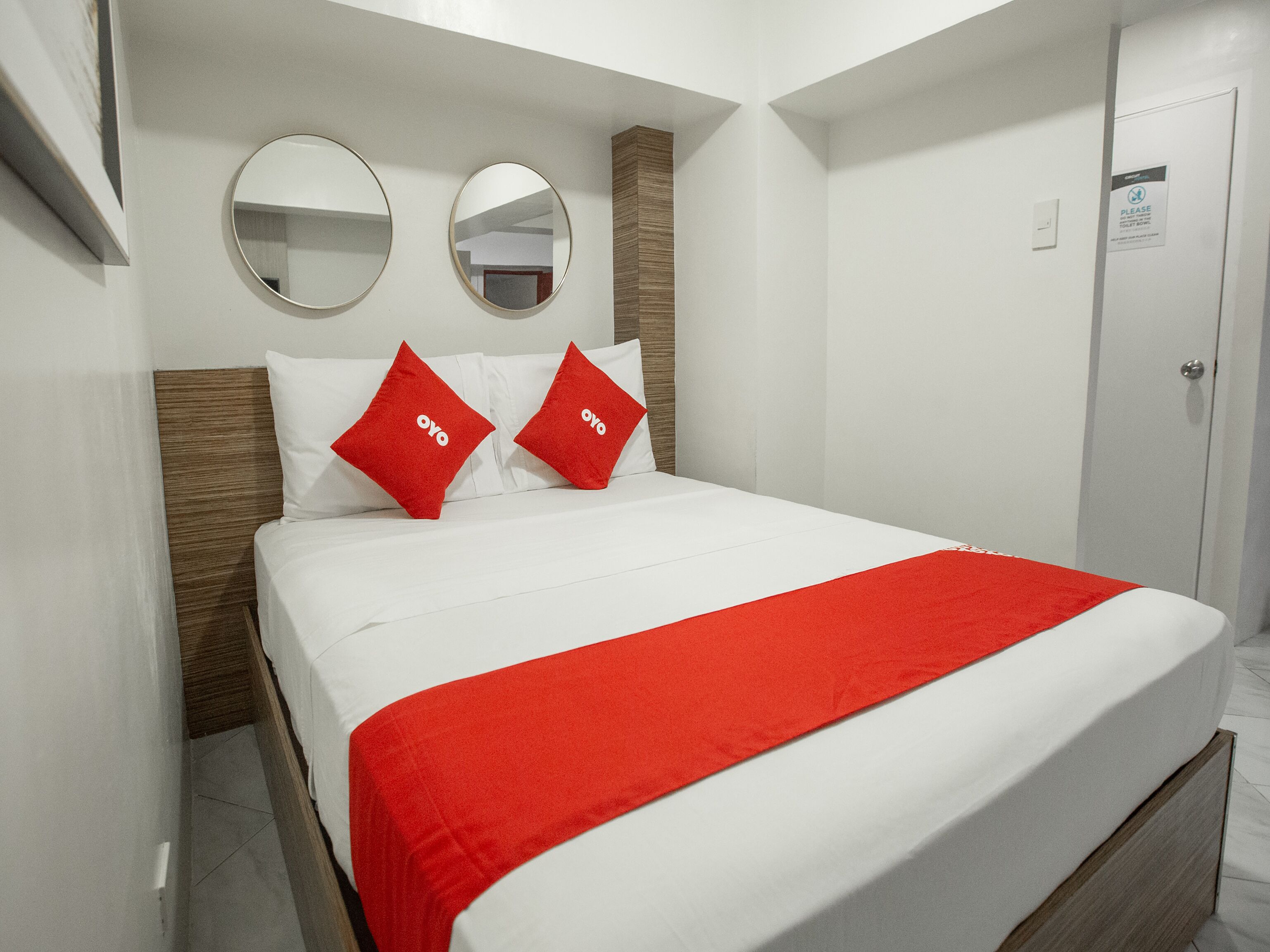 Circuit Hostel by OYO Rooms