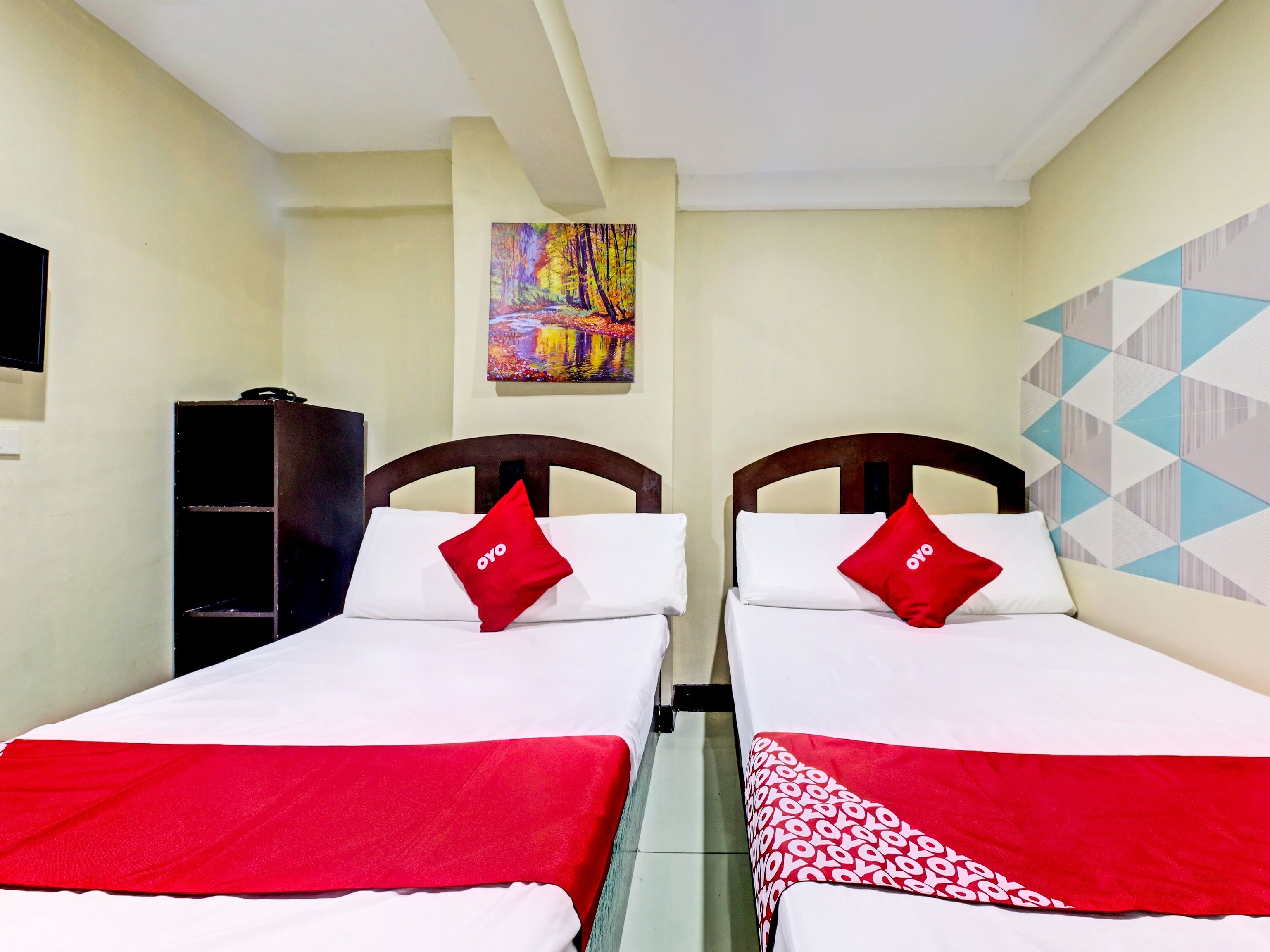 Cosmo Hotel By OYO