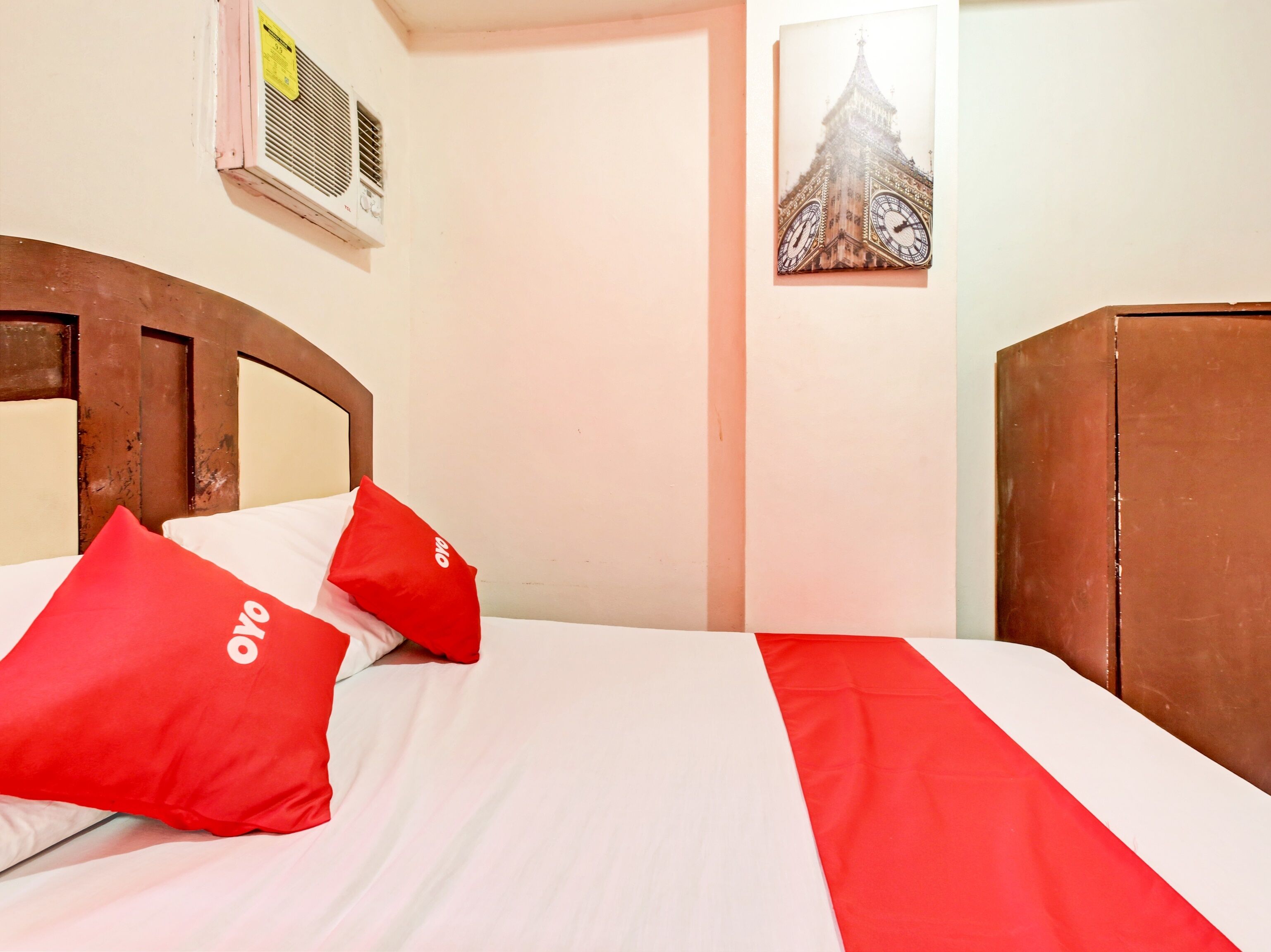 Cosmo Hotel By OYO