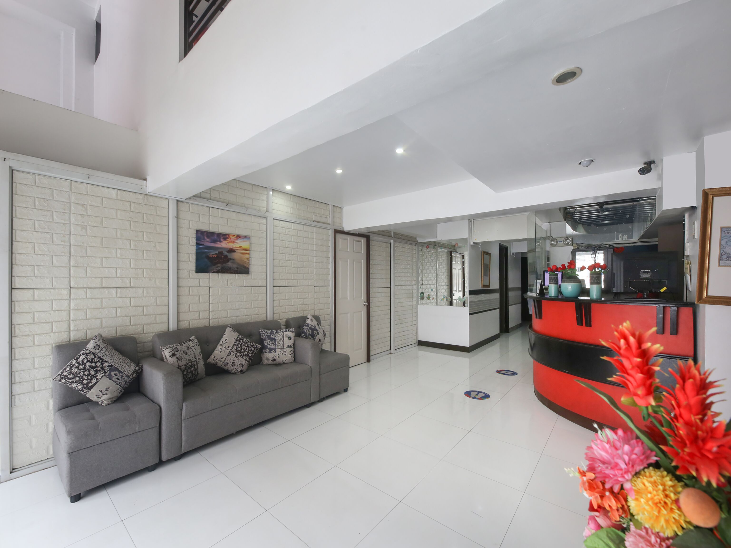 Cosmo Hotel By OYO