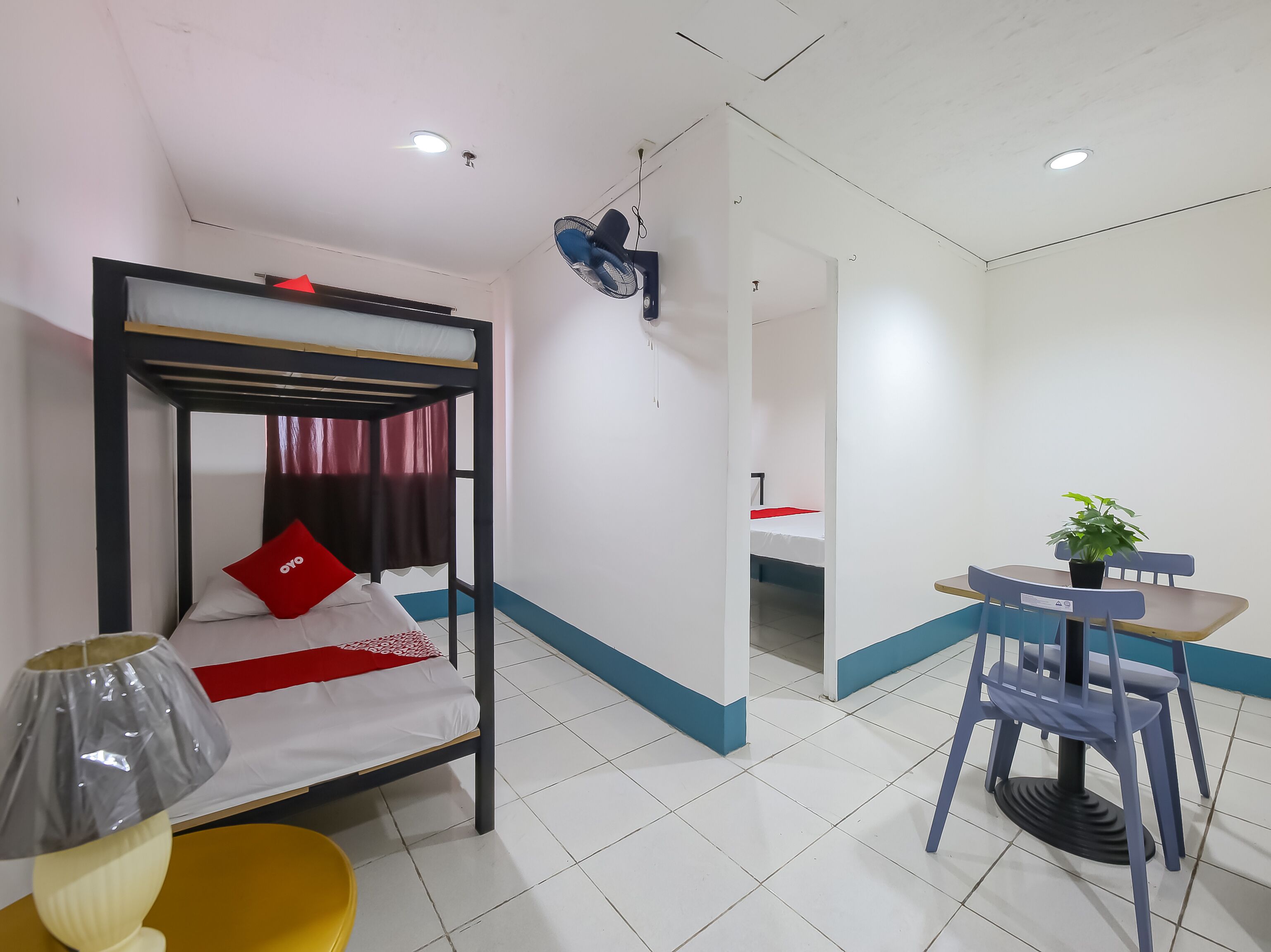 Crowne One Condo by Oyo Rooms