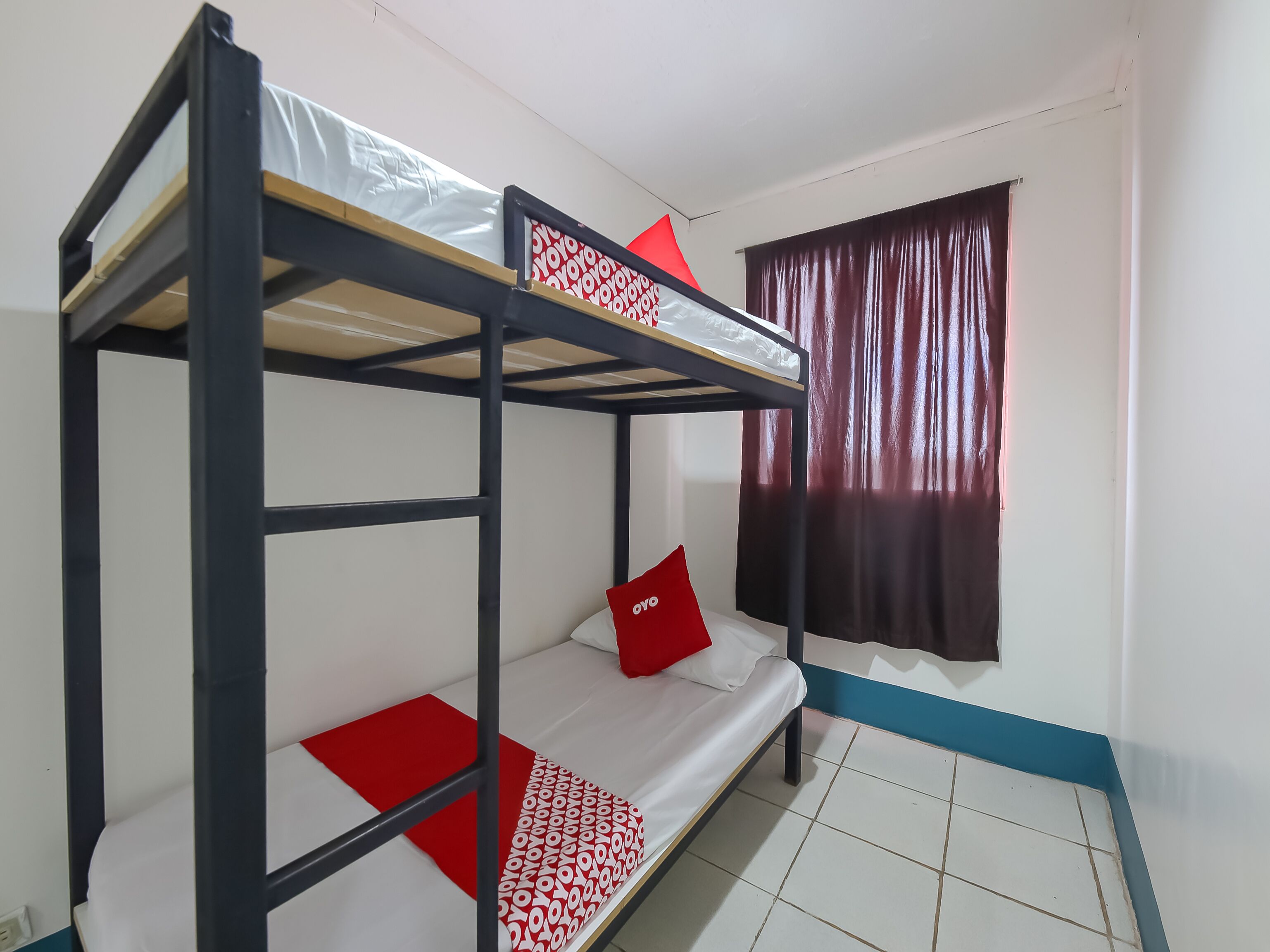 Crowne One Condo by Oyo Rooms