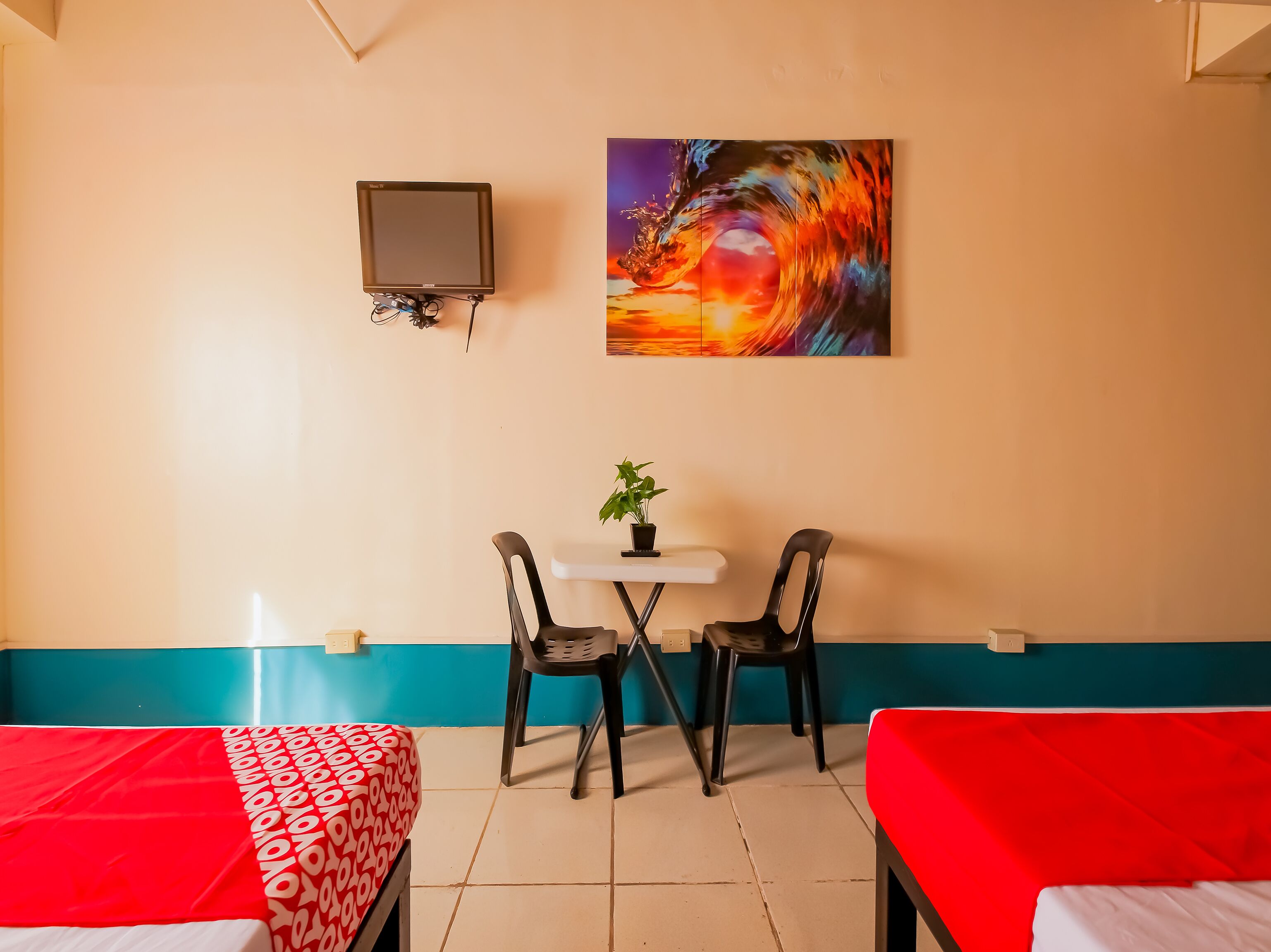Crowne One Condo by Oyo Rooms