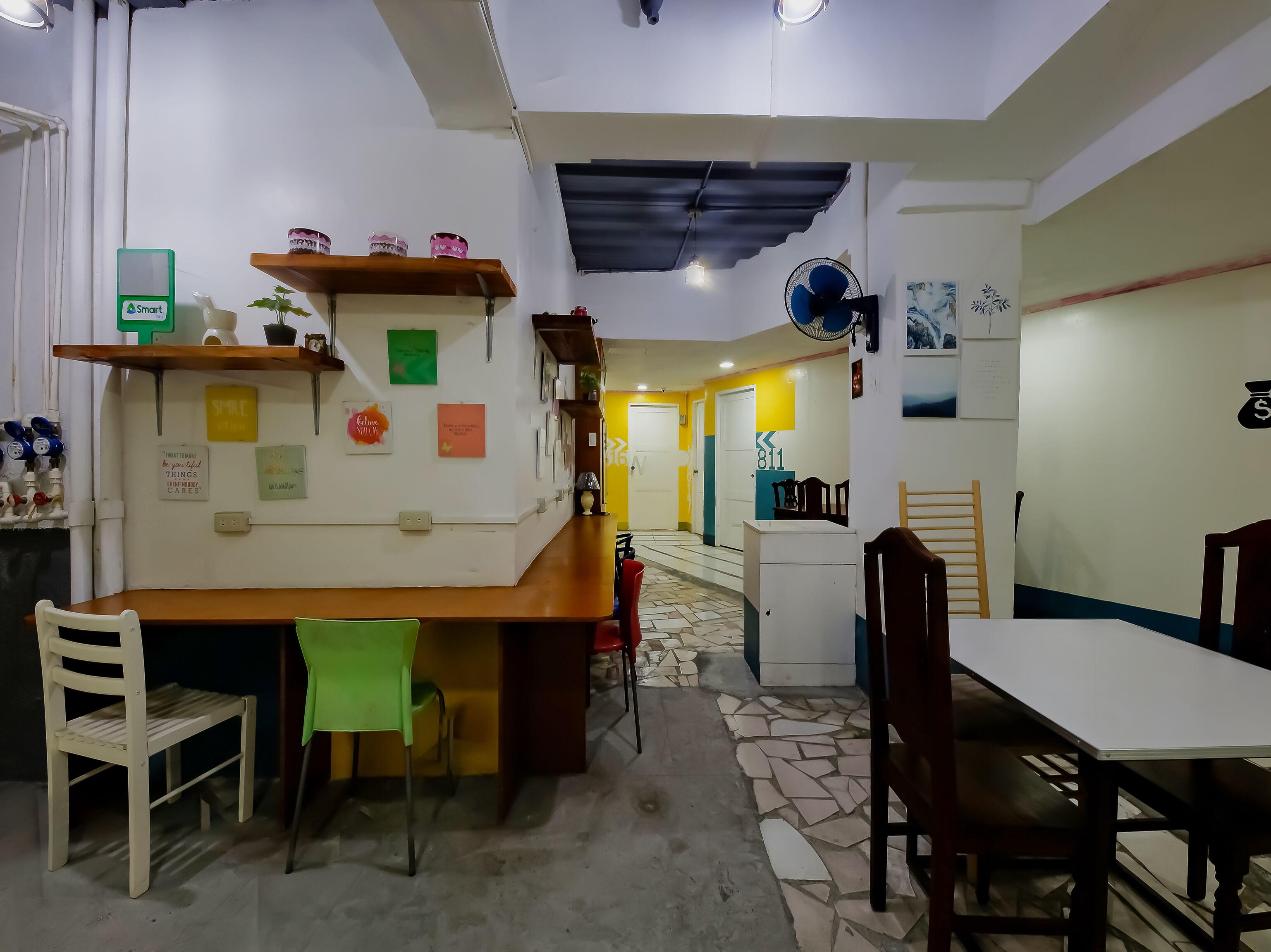 Crowne One Condo by Oyo Rooms
