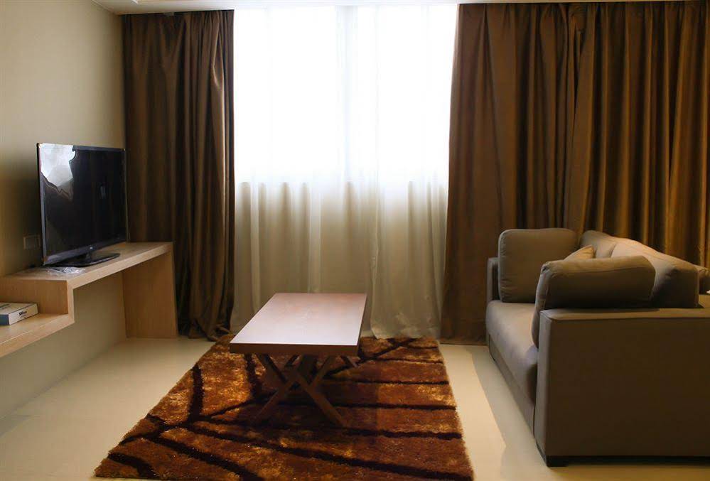 Dela Chambre Hotel