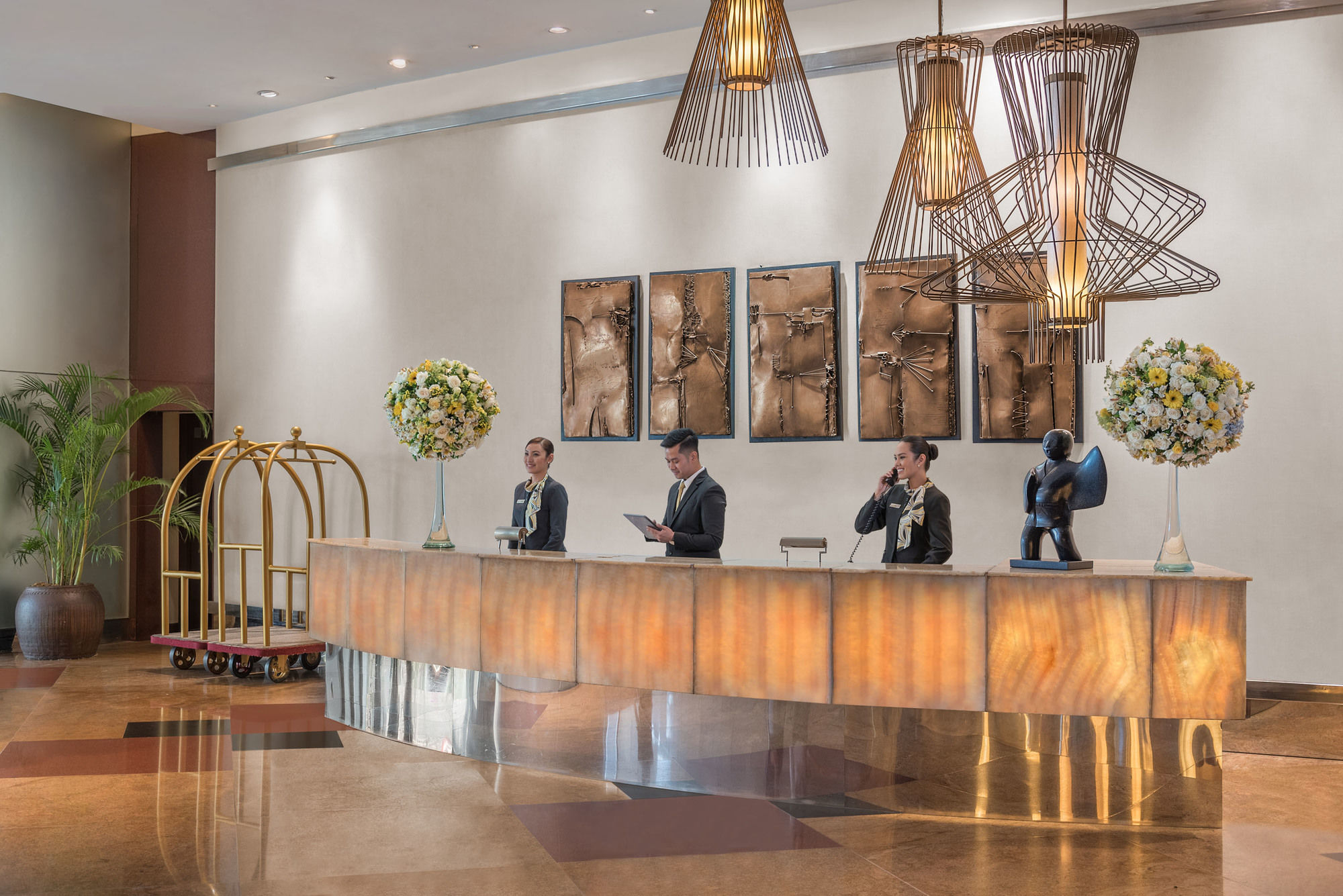 Discovery Suites