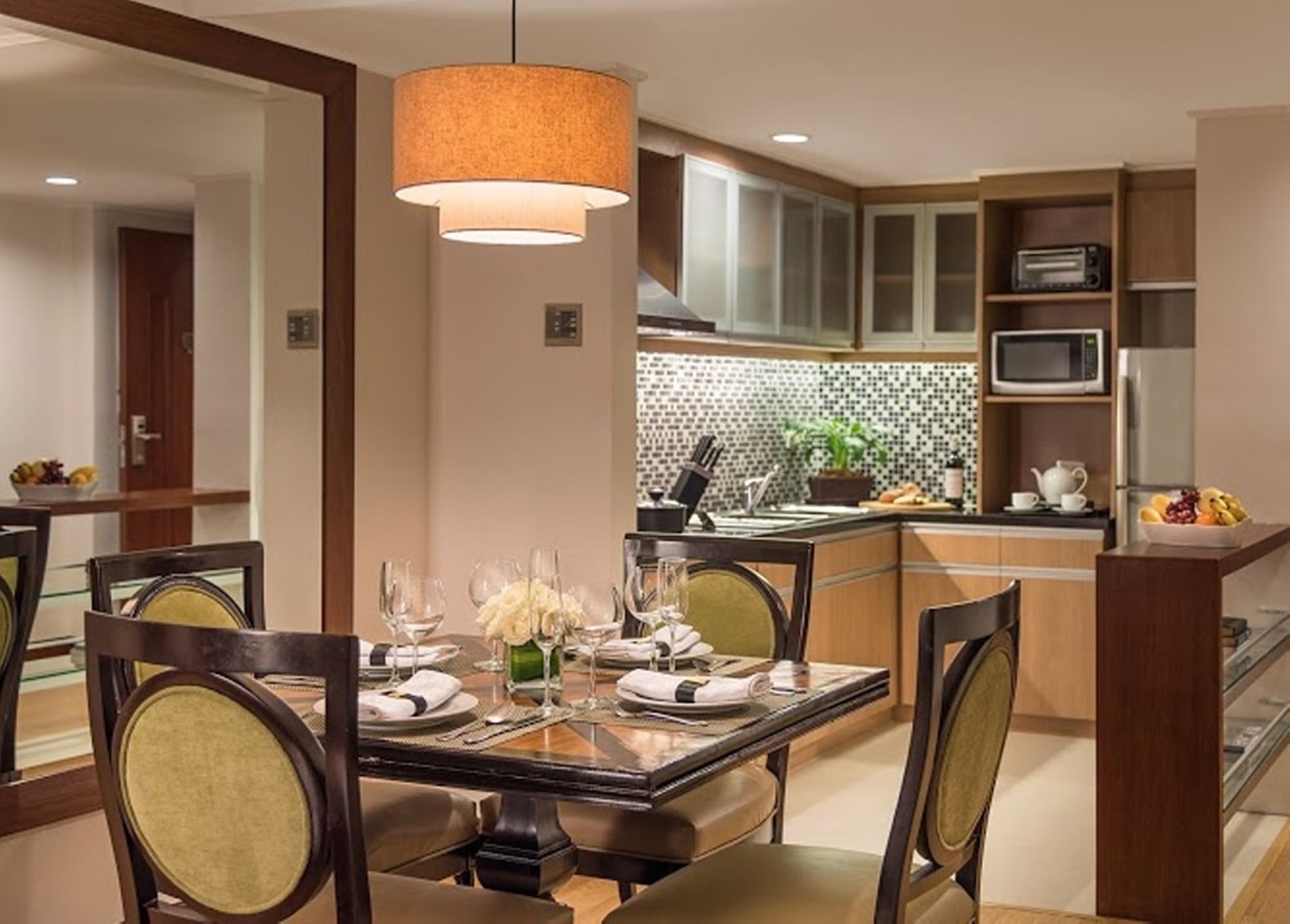 Discovery Suites
