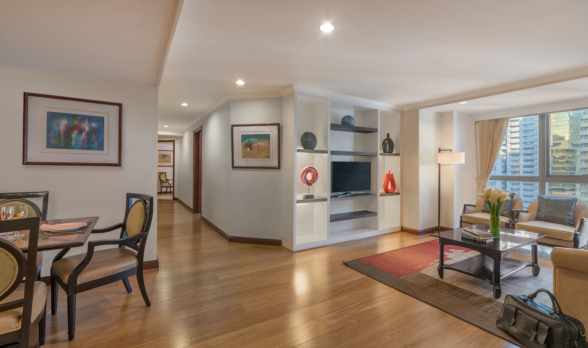 Discovery Suites