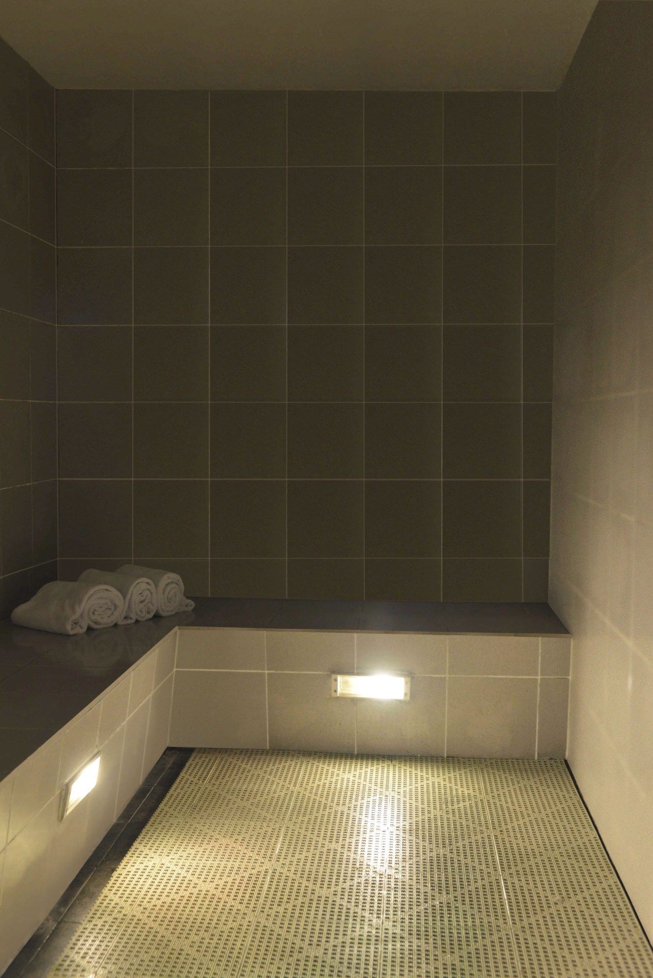 Discovery Suites