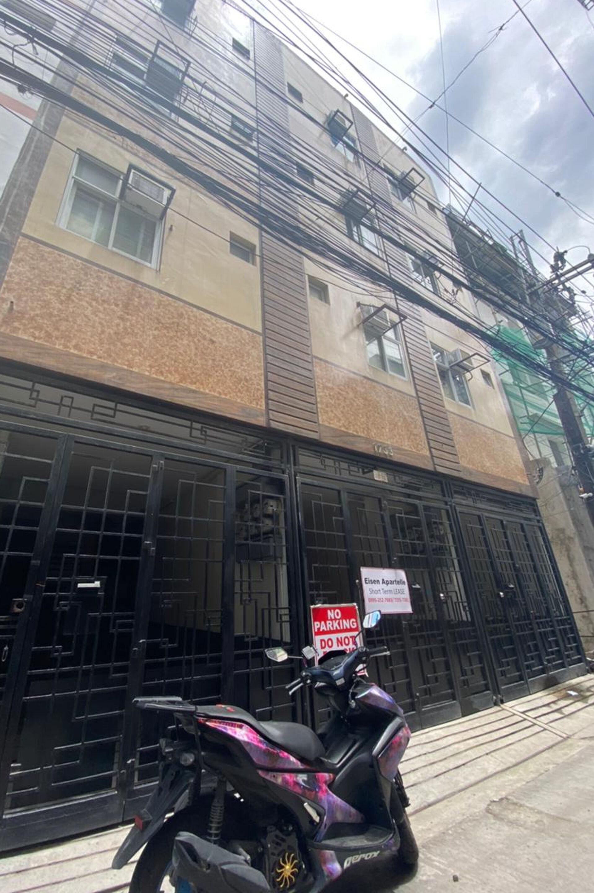 Eisen Apartelle by OYO Rooms