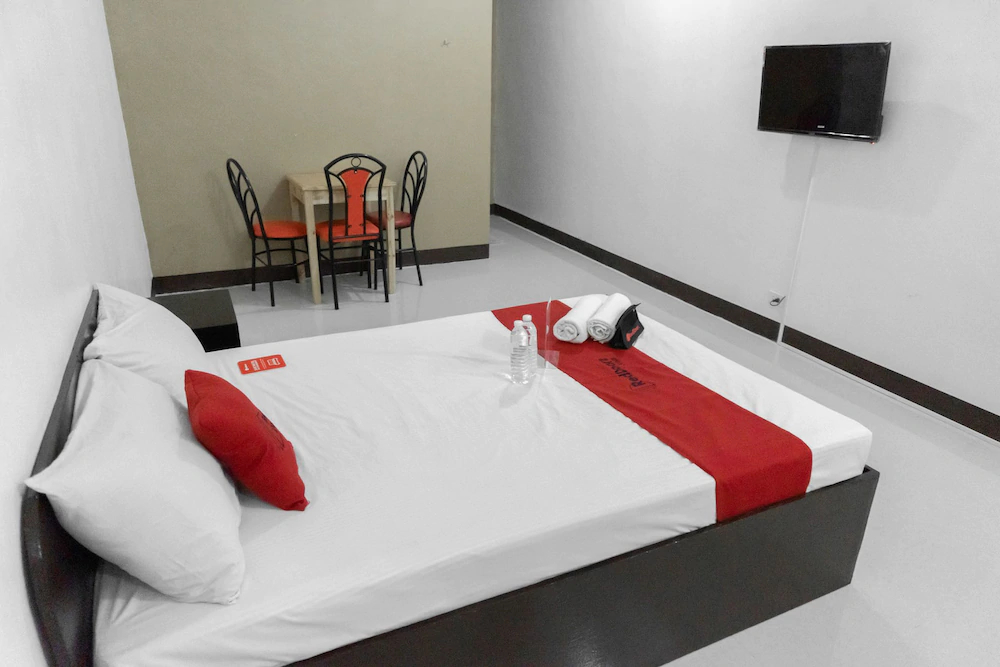 El Rancho Hotel by RedDoorz