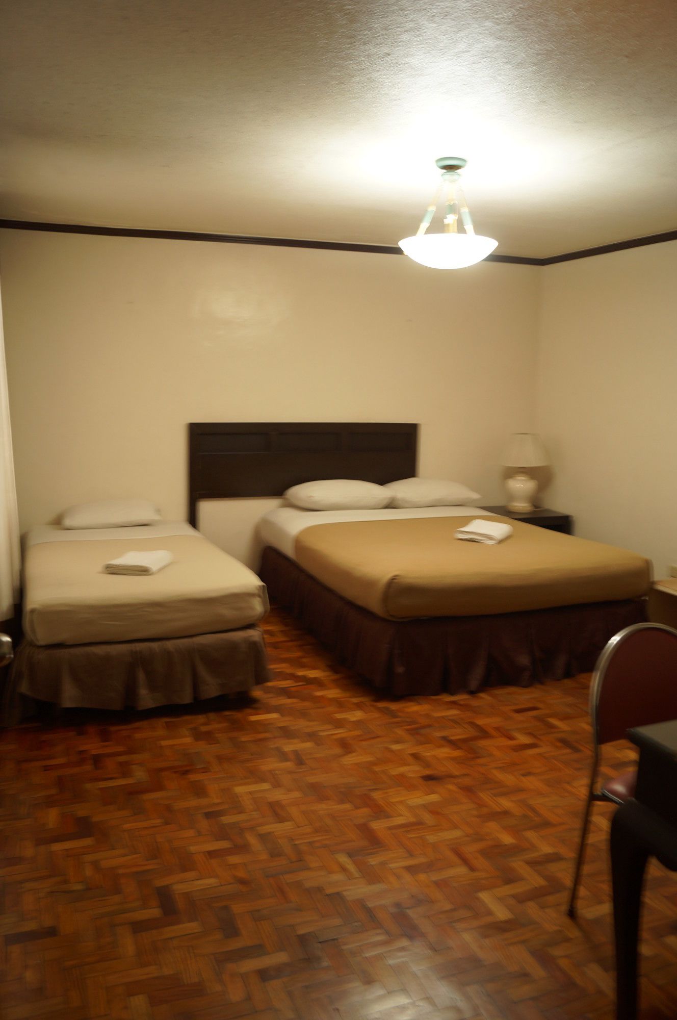 El Rico Suites