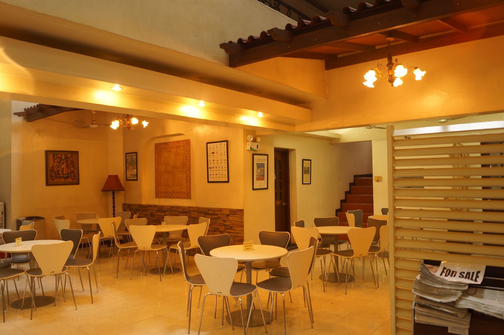 El Rico Suites