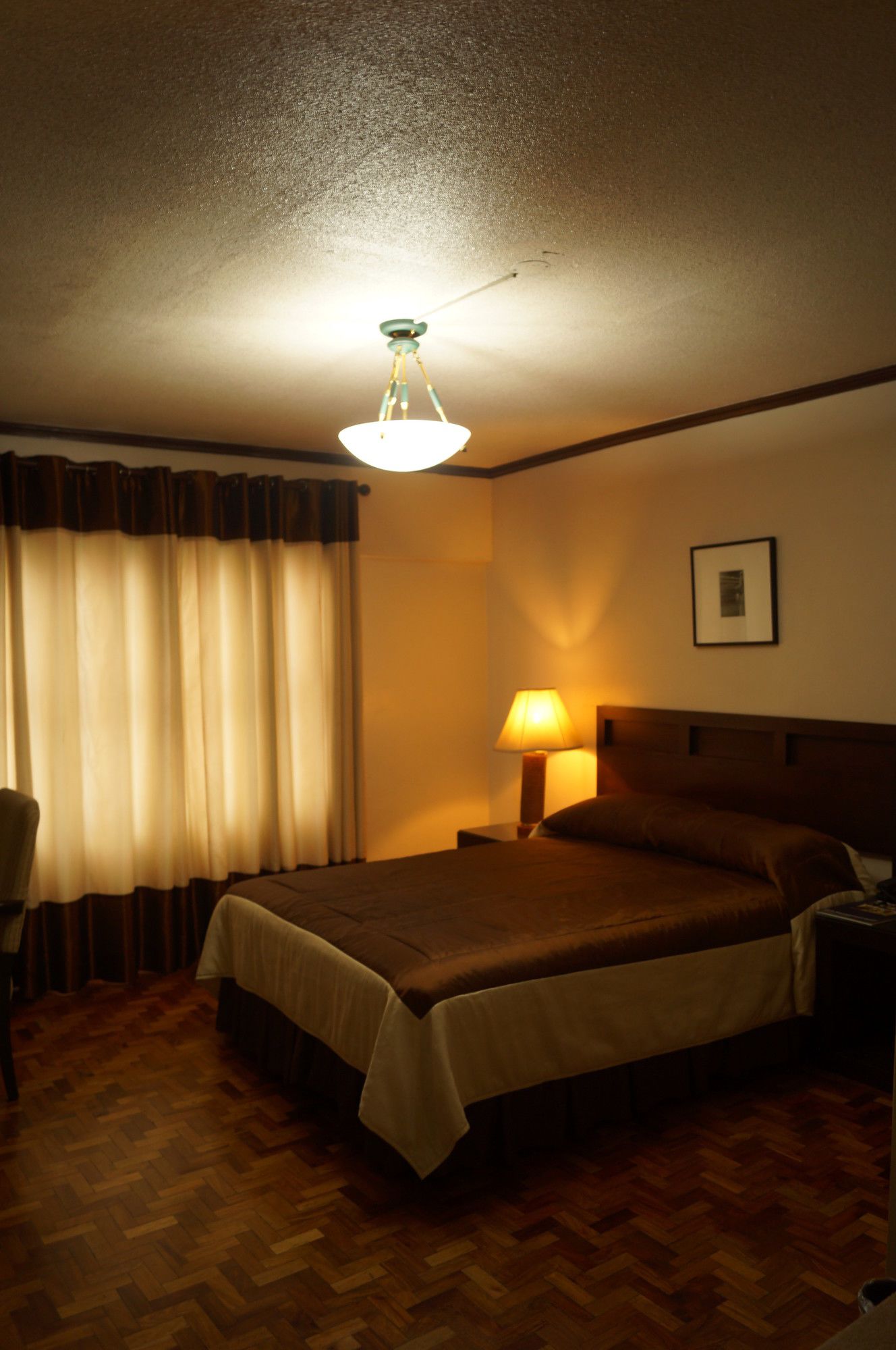 El Rico Suites