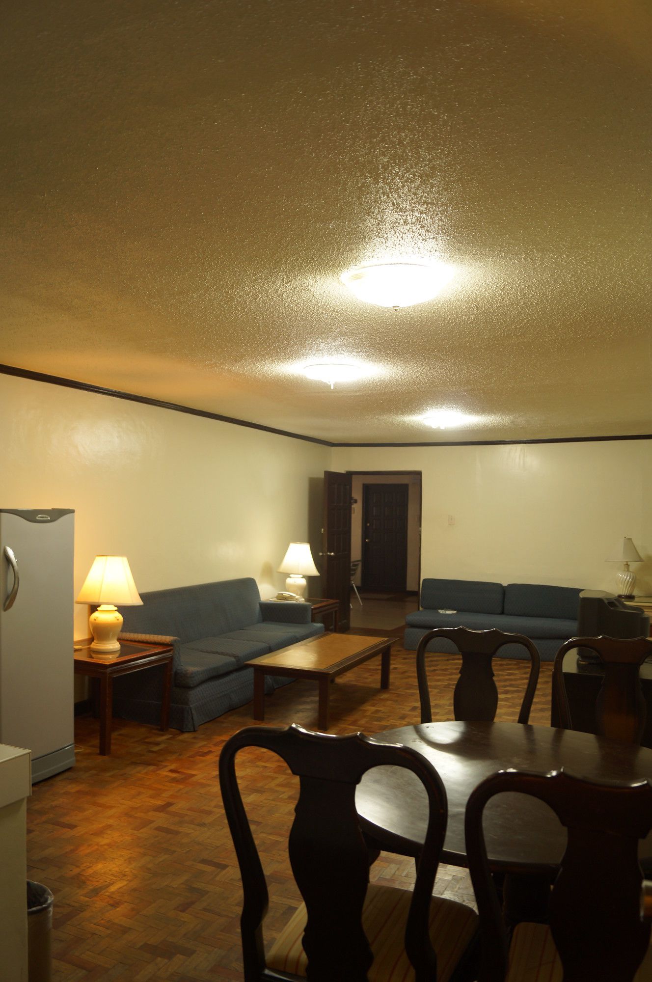 El Rico Suites