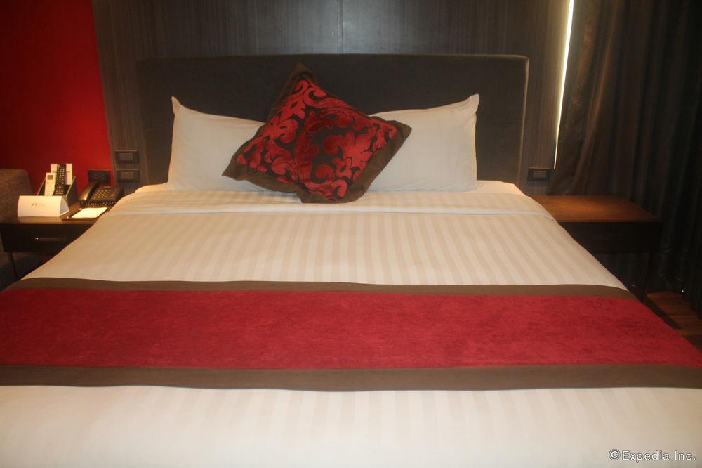 F1 Hotel Manila