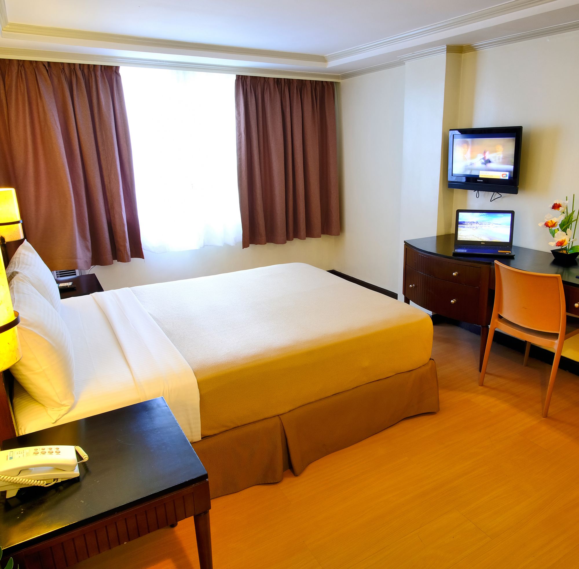 Fersal Hotel Neptune Makati