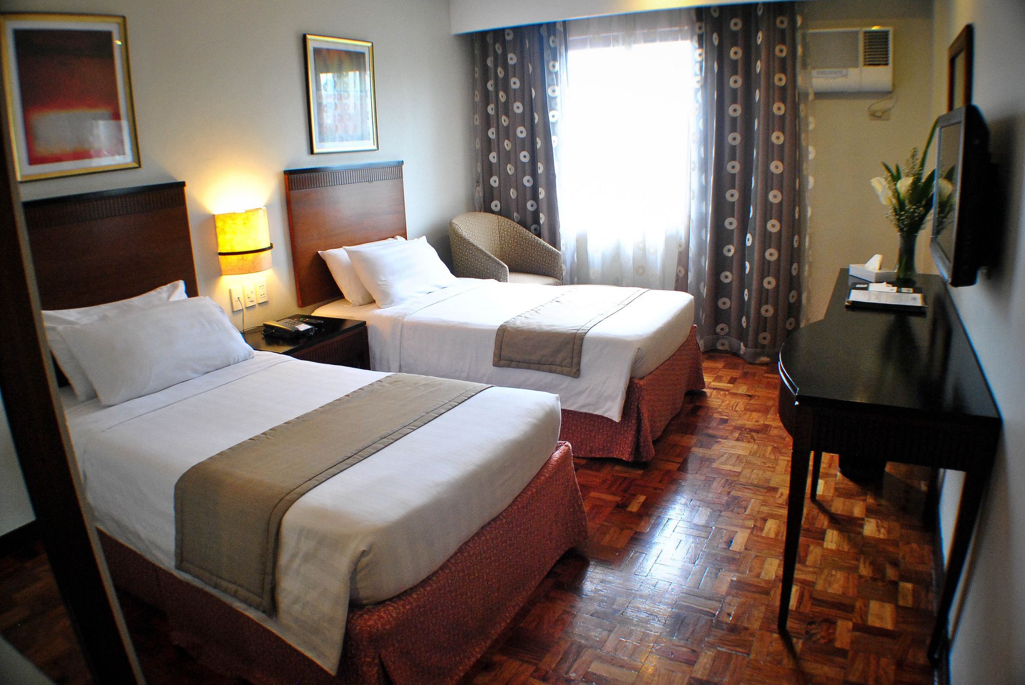 Fersal Hotel Neptune Makati