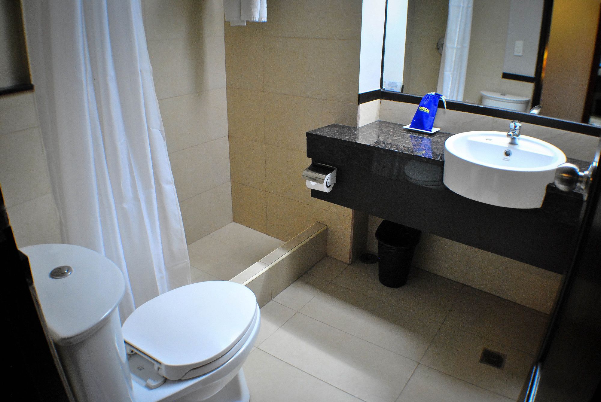 Fersal Hotel Neptune Makati
