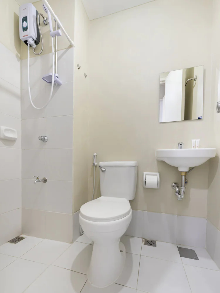 Finnex Hotel by OYO Rooms