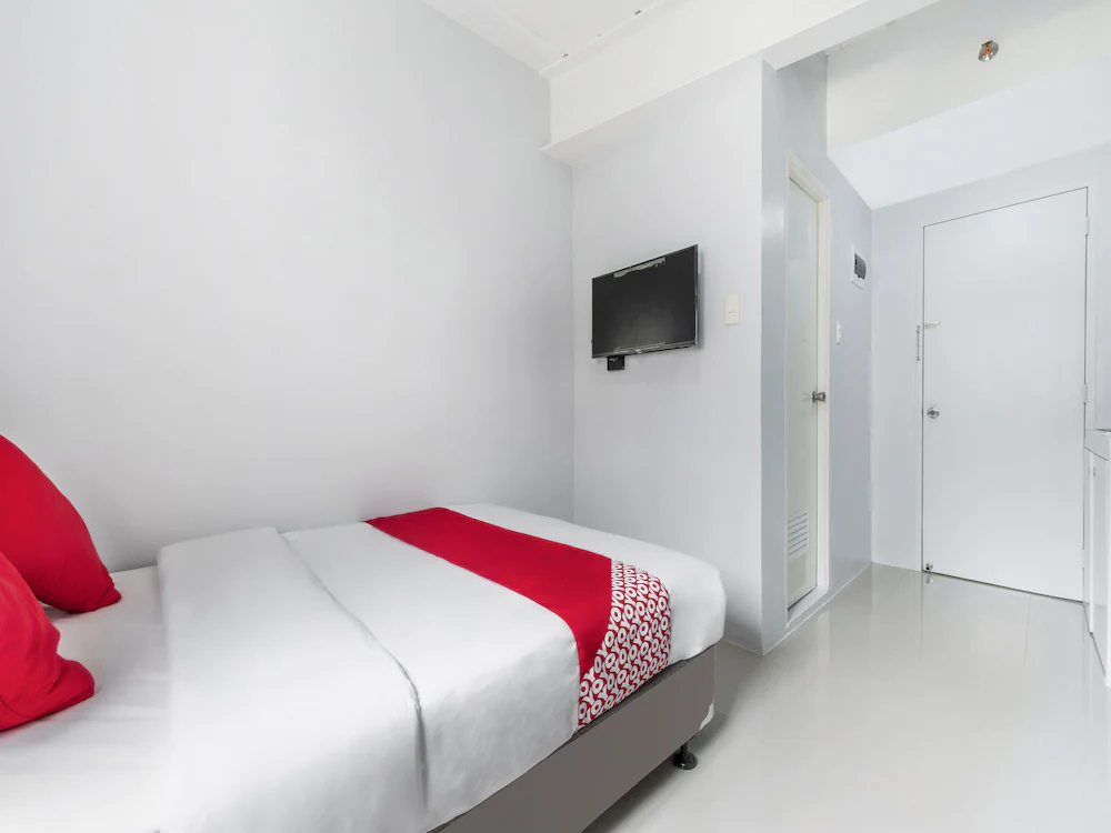 Finnex Hotel by OYO Rooms