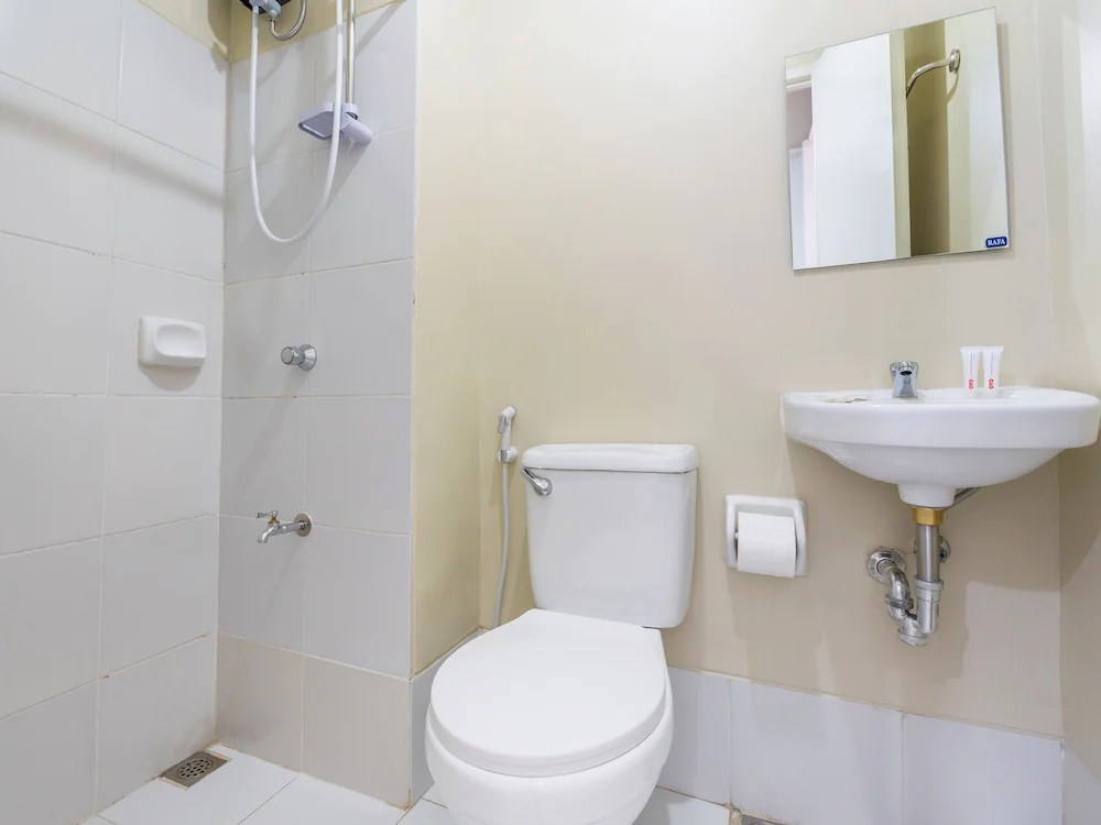 Finnex Hotel by OYO Rooms