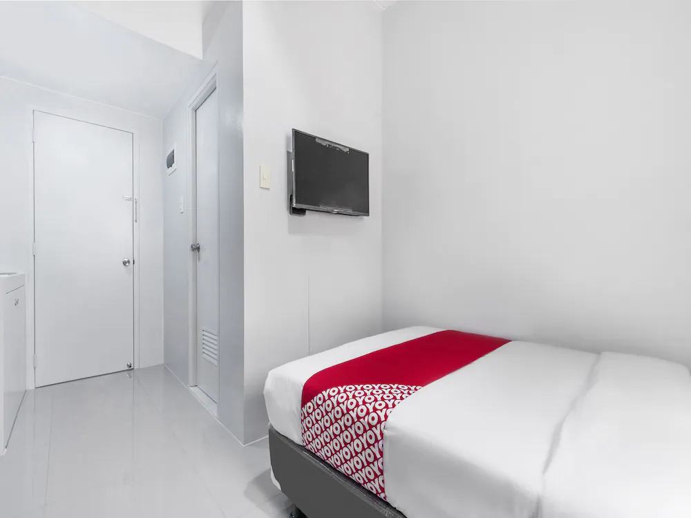 Finnex Hotel by OYO Rooms