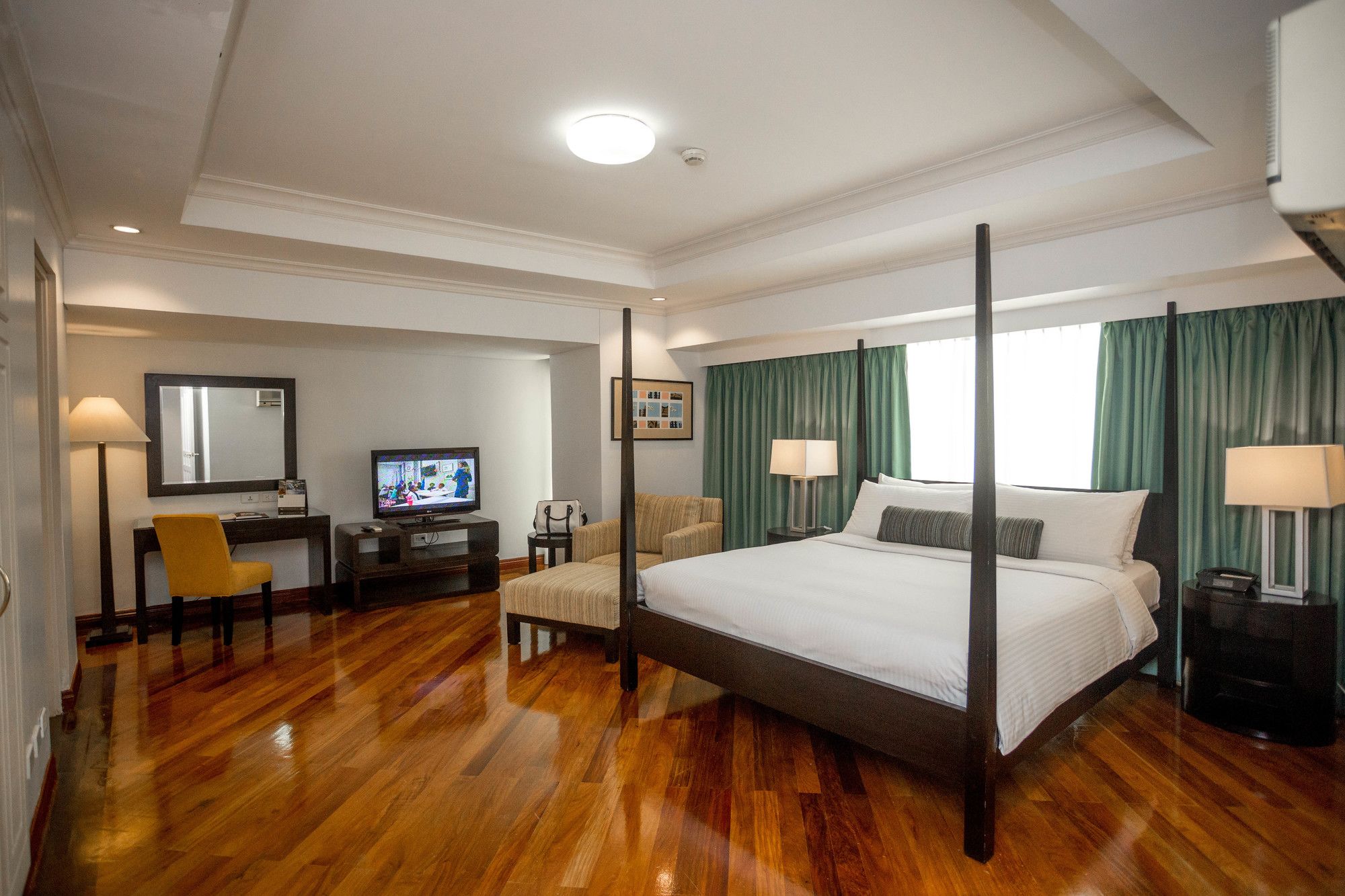 Fraser Place Manila