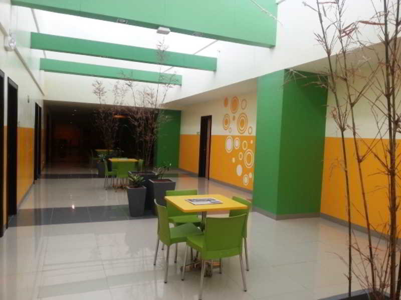 Go Hotels Otis Manila