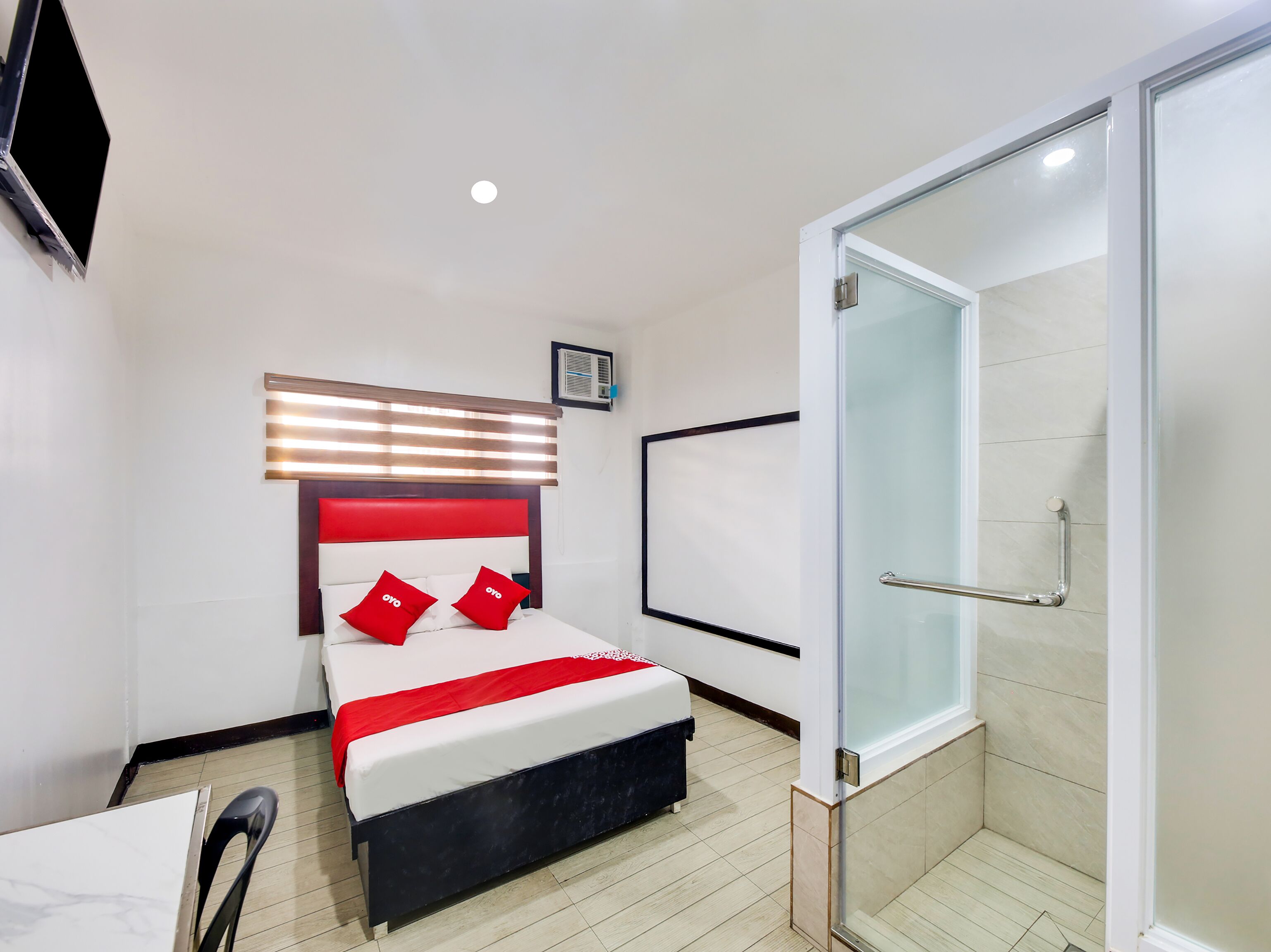 Golden Majestic Pension Inn by OYO