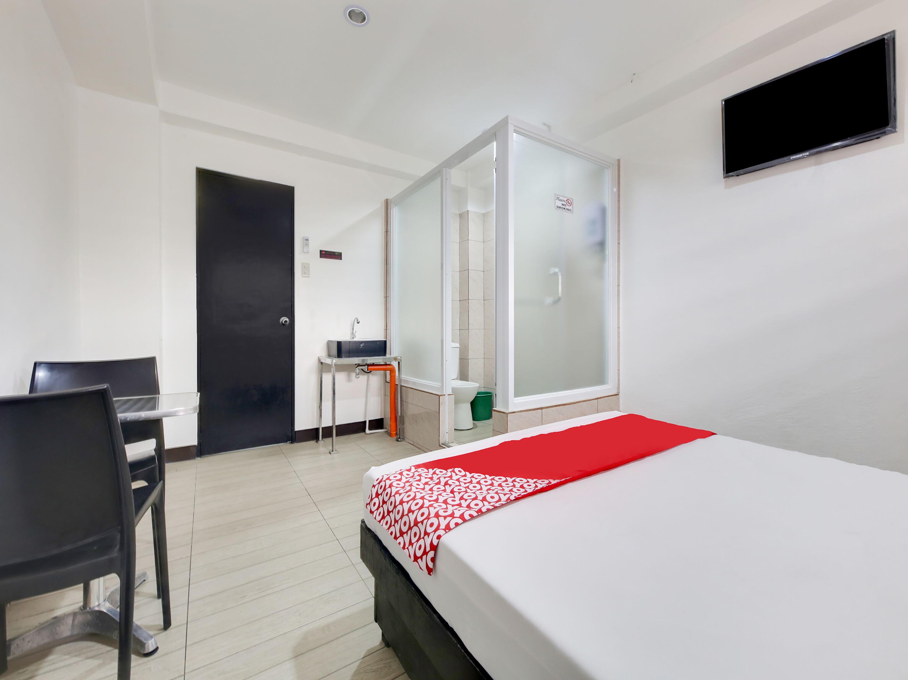 Golden Majestic Pension Inn by OYO