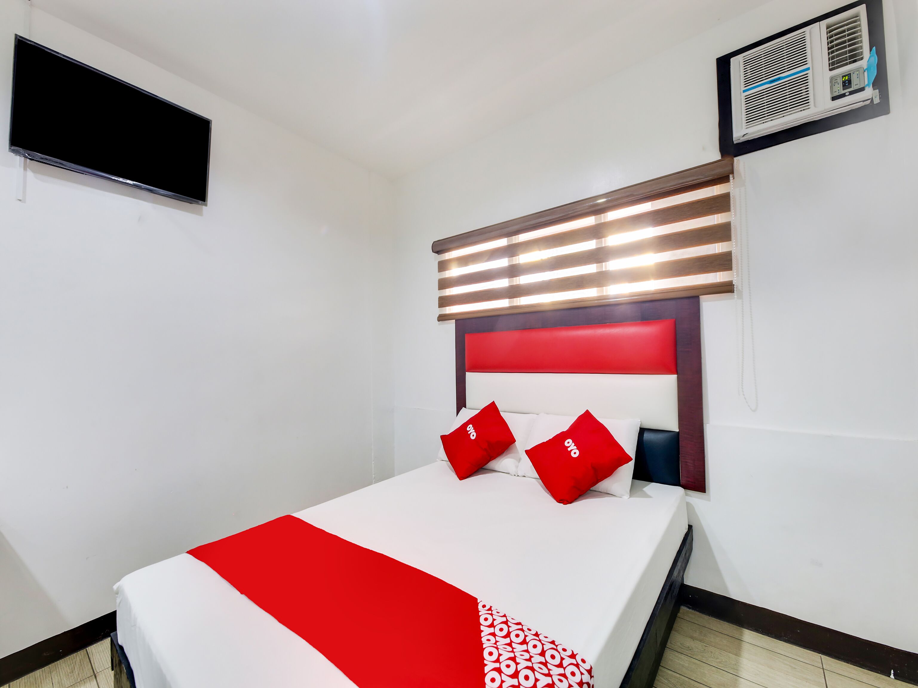 Golden Majestic Pension Inn by OYO